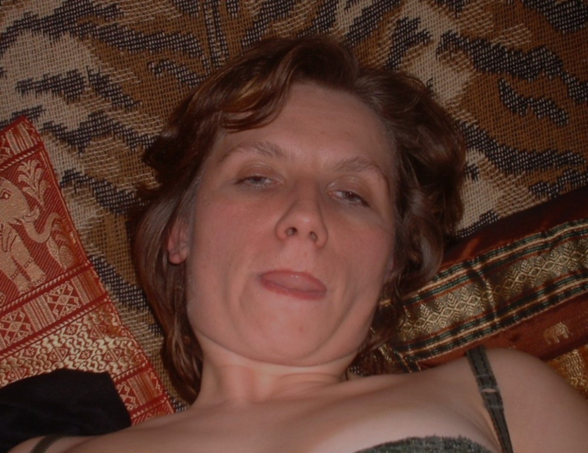 Hot Brunette Slut Loves Big Cock