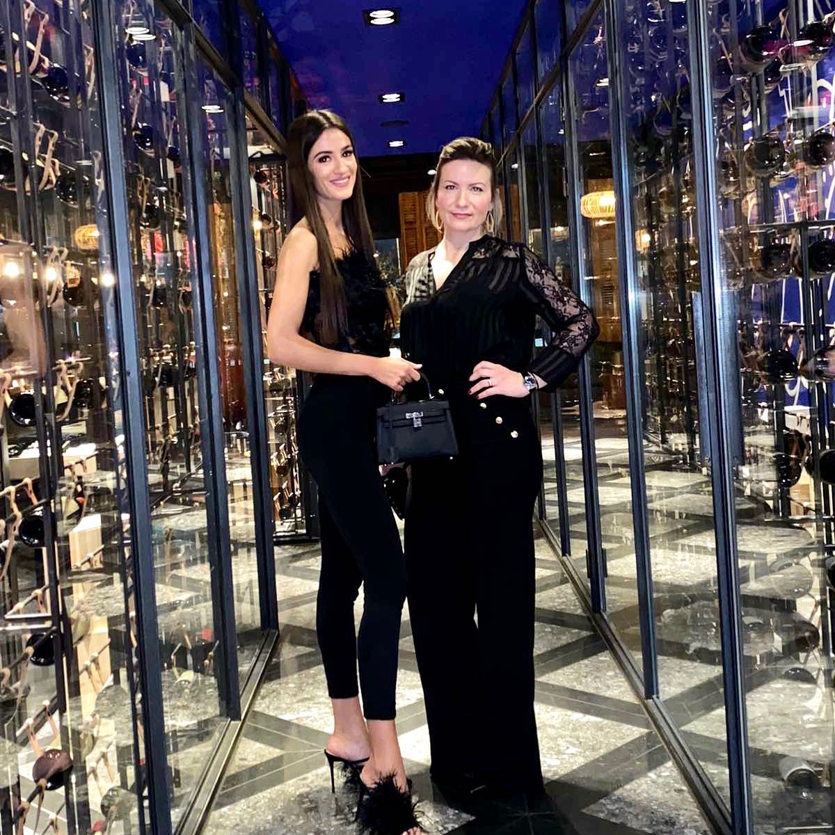 Hot Blonde Milf Suzana