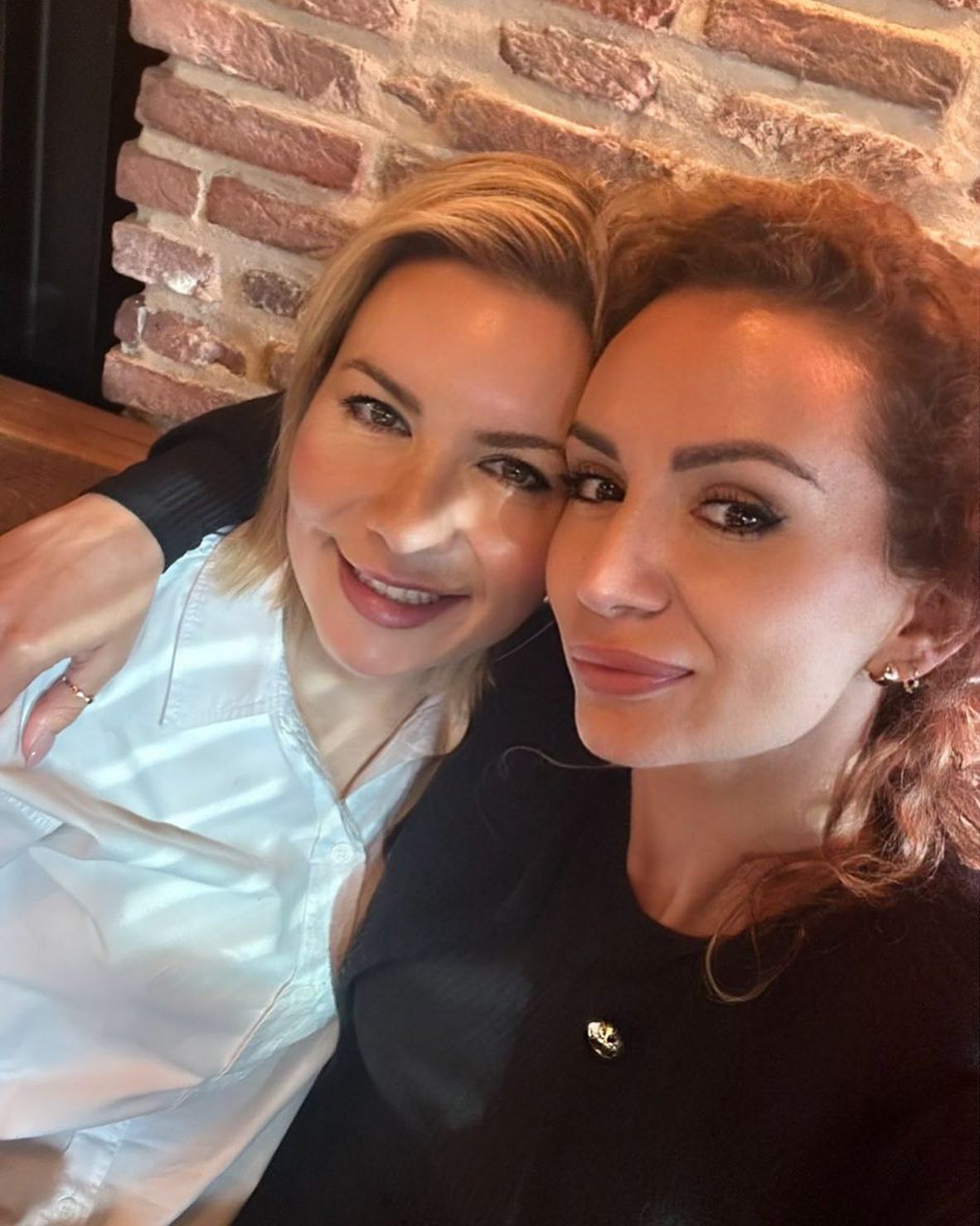 Hot Blonde Milf Suzana