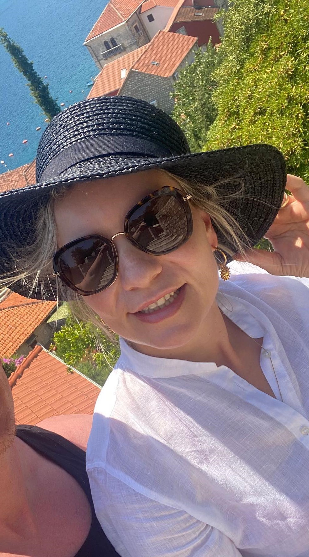 Hot Blonde Milf Suzana