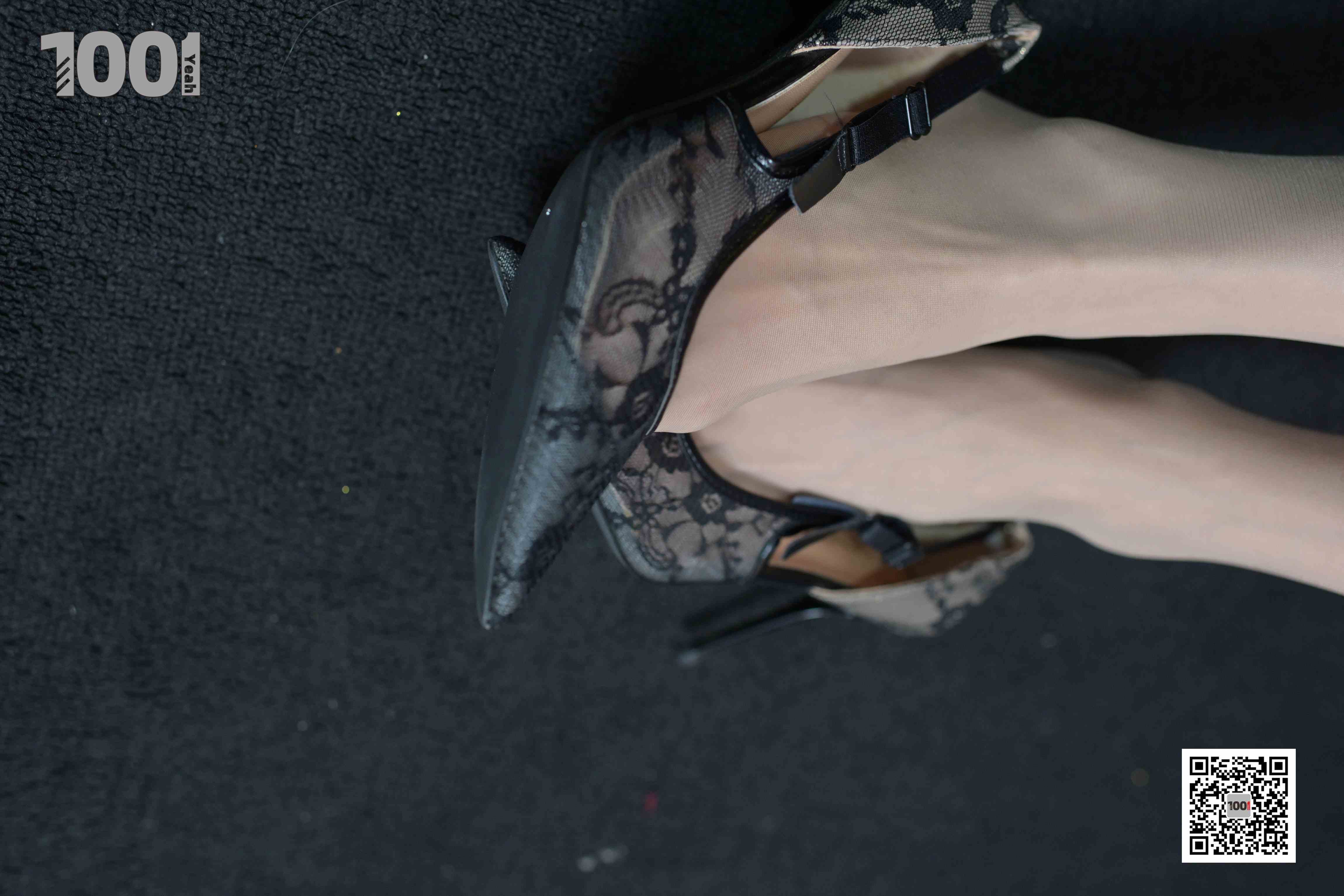 China Beauty Legs and feet 1028