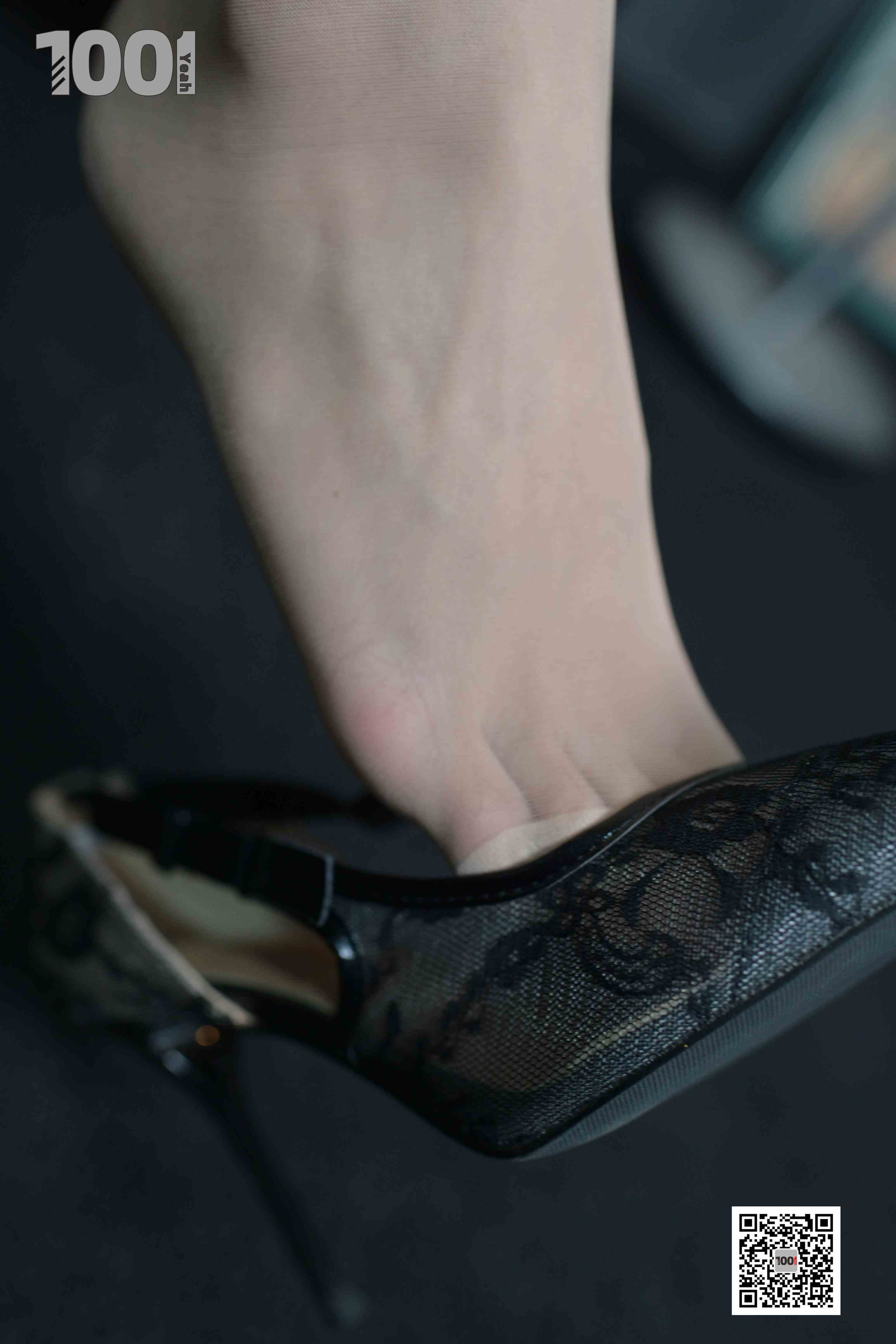 China Beauty Legs and feet 1028