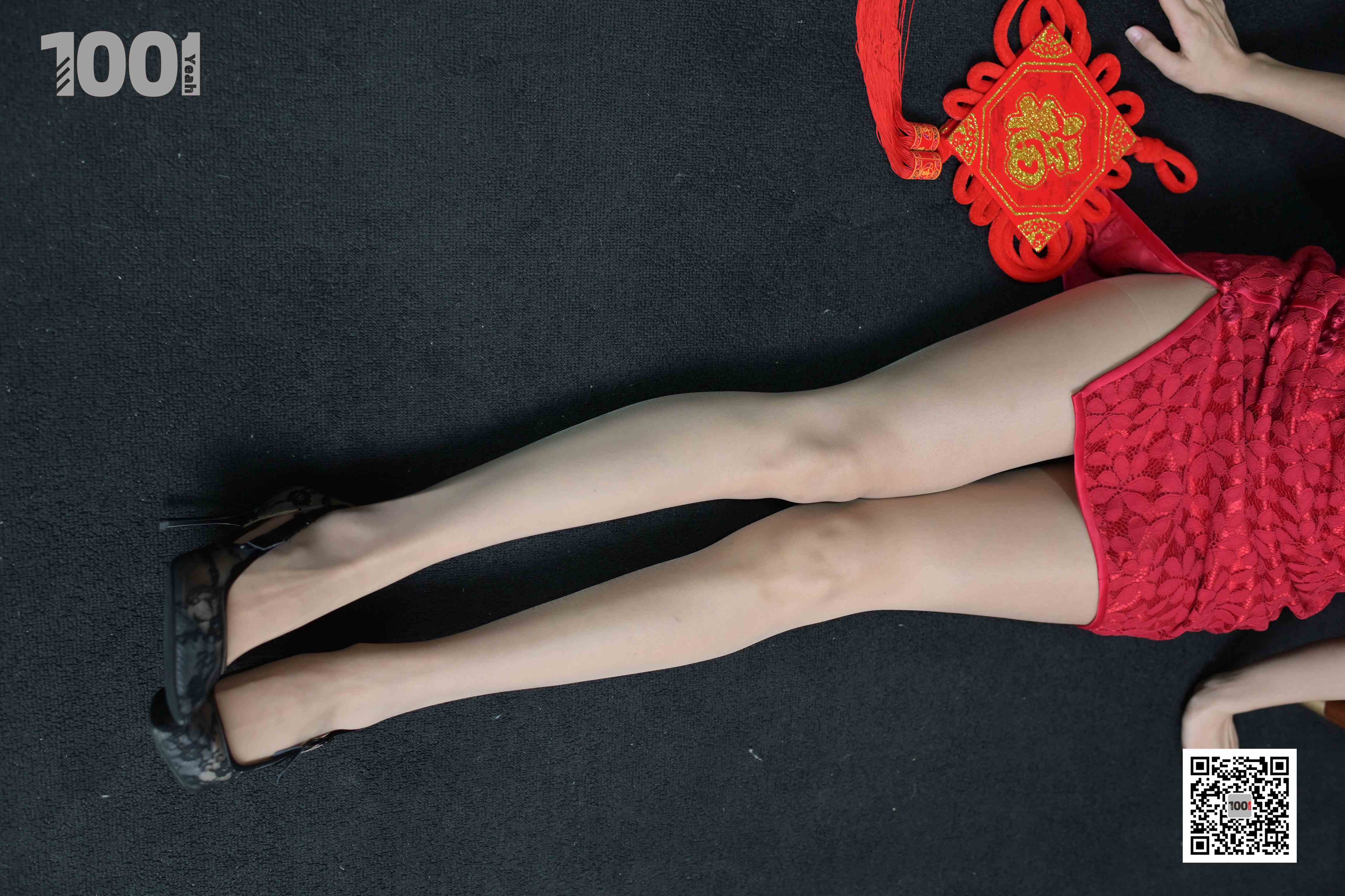 China Beauty Legs and feet 1028