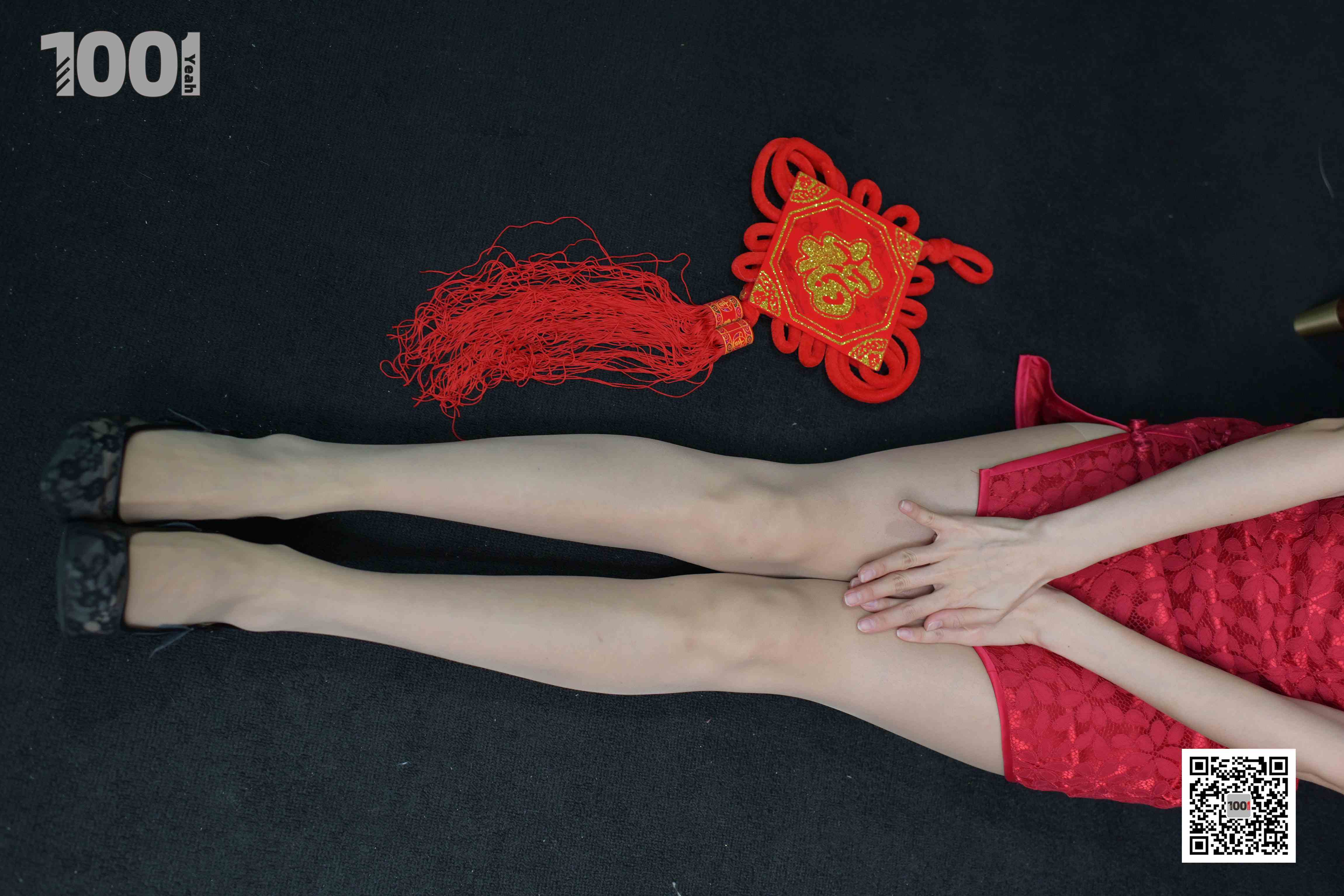 China Beauty Legs and feet 1028