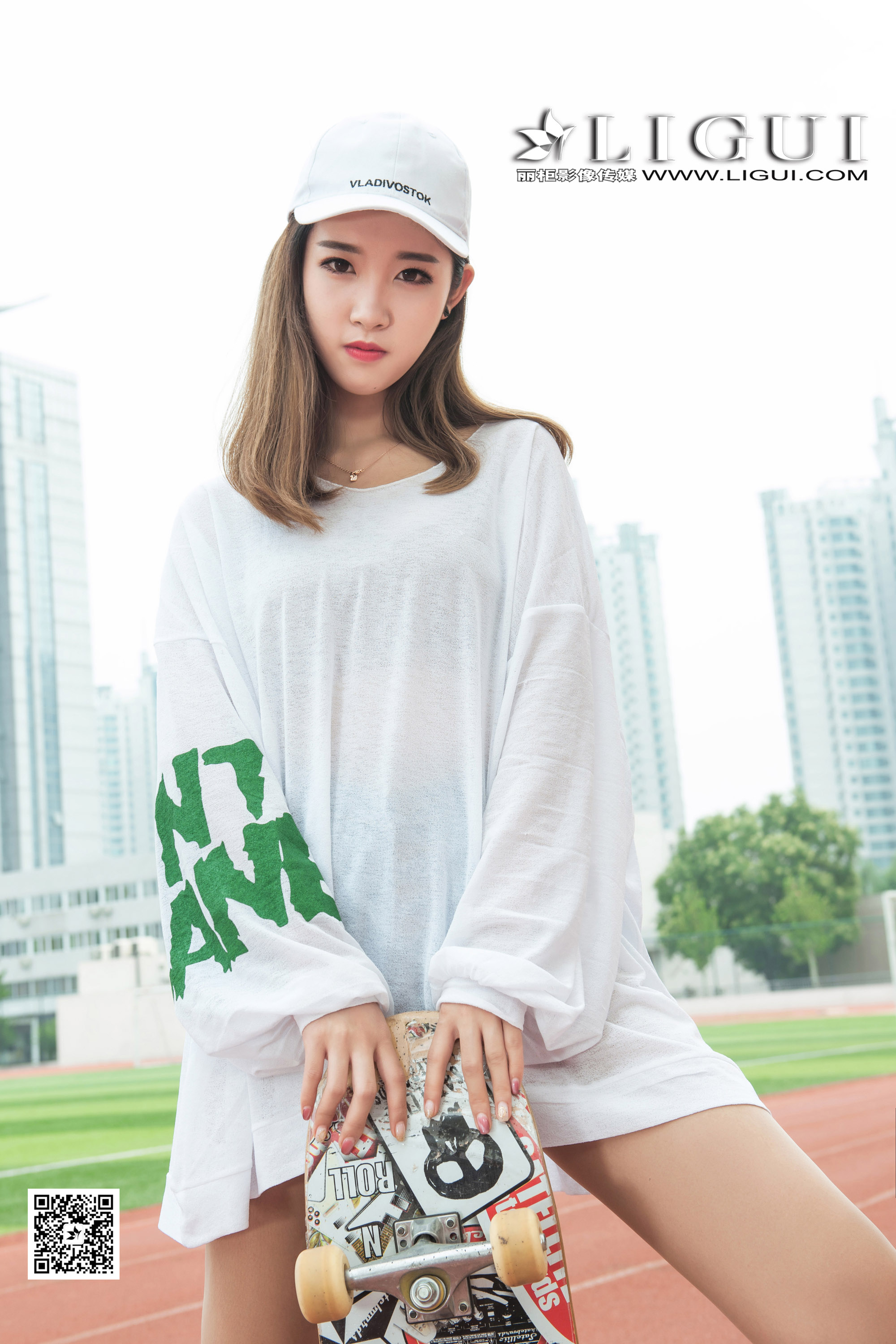 pretty lady dirty feet 45