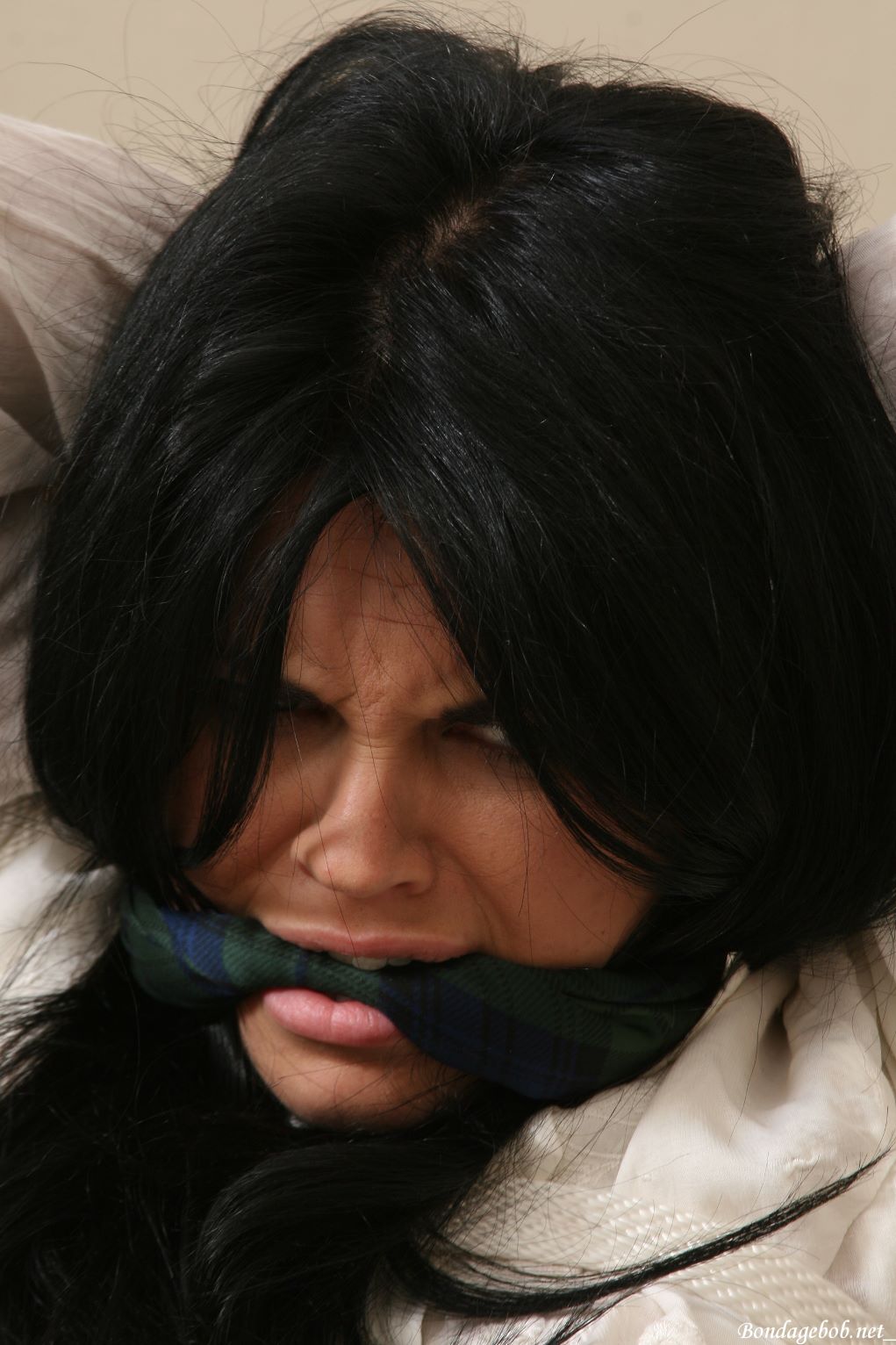 Tied Sexy Beauties 276-2