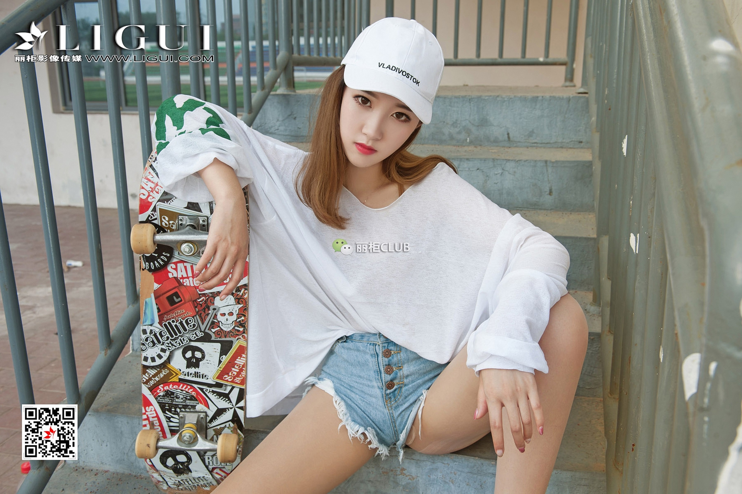 pretty lady dirty feet 45-2