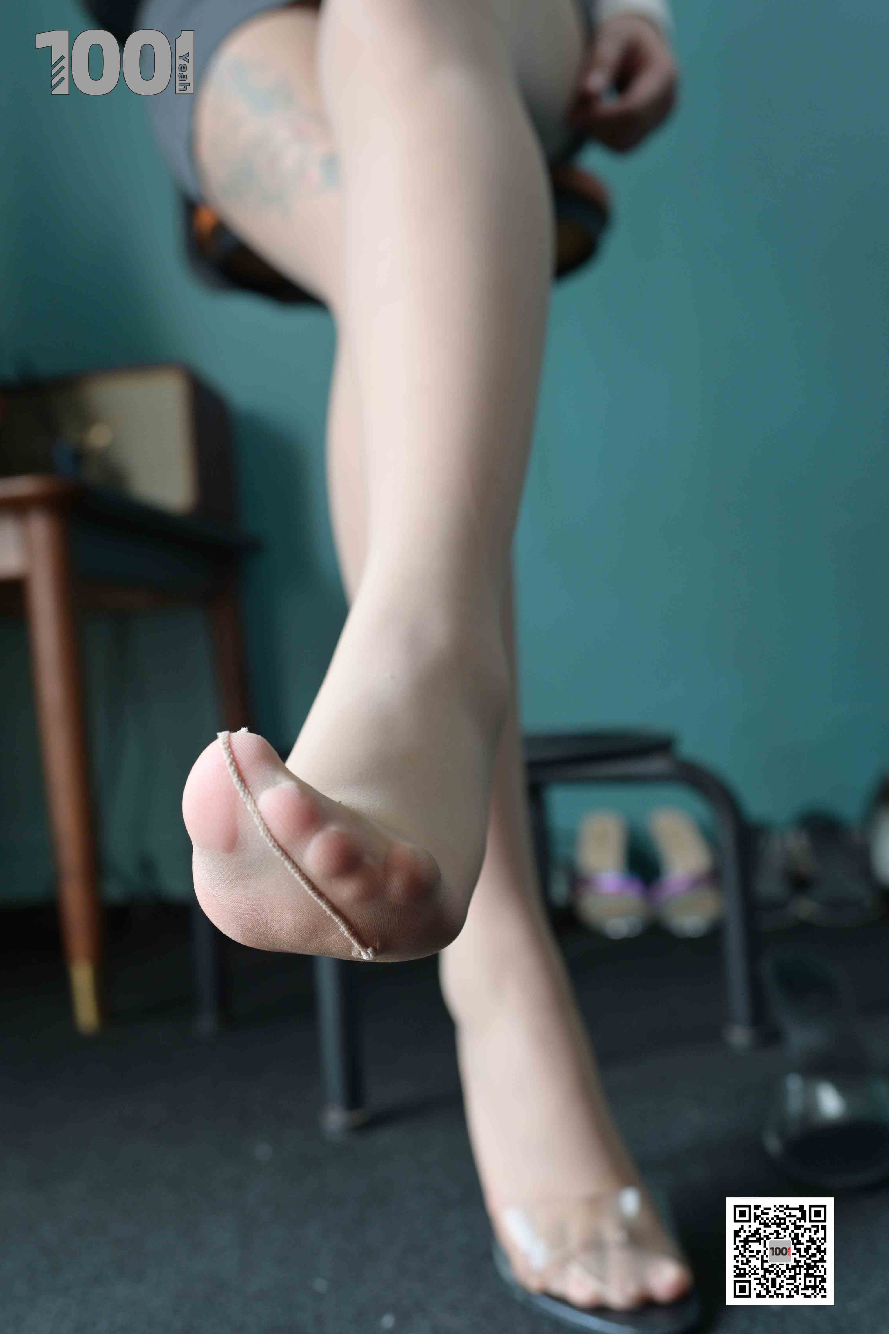 China Beauty Legs and feet 1031