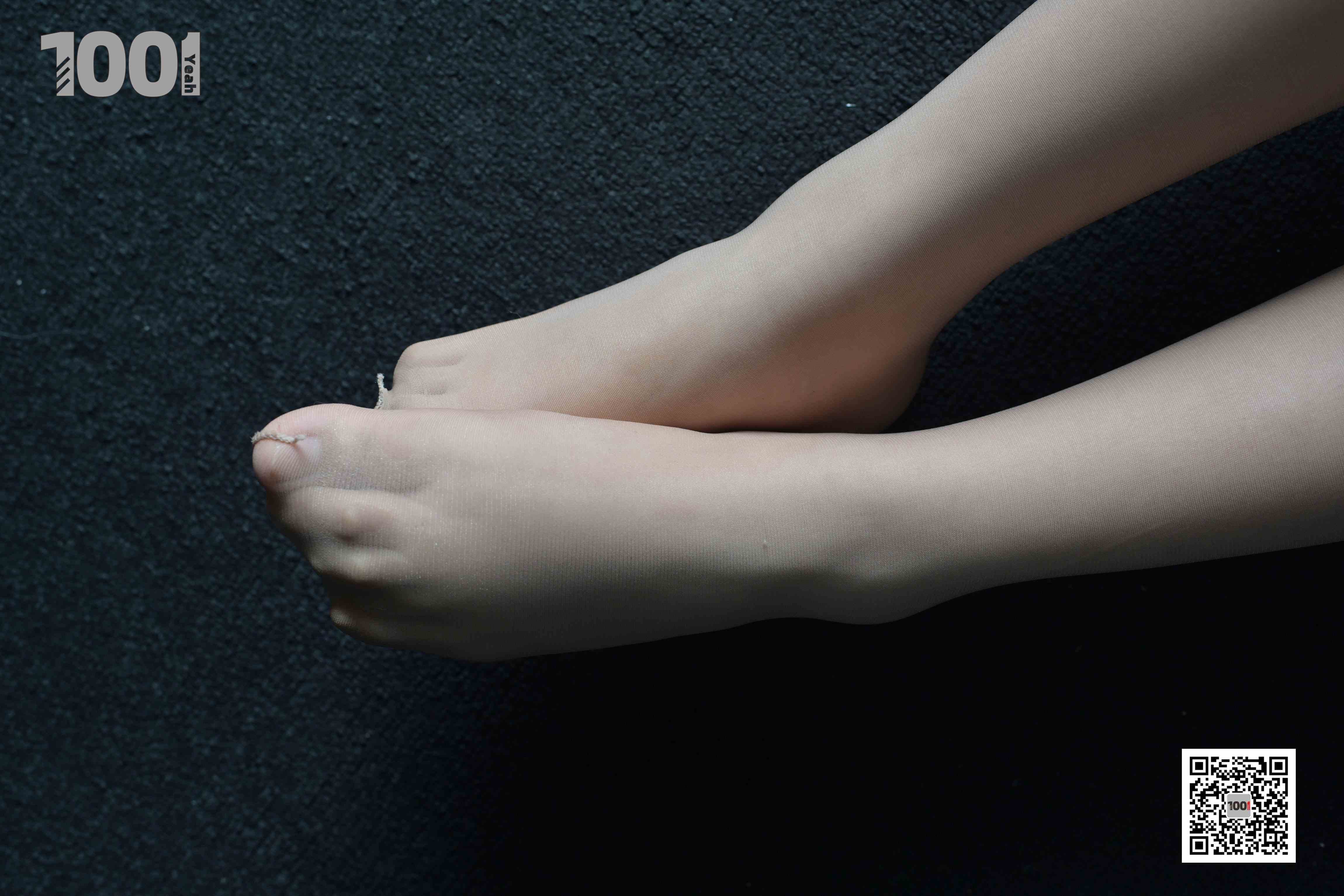 China Beauty Legs and feet 1031