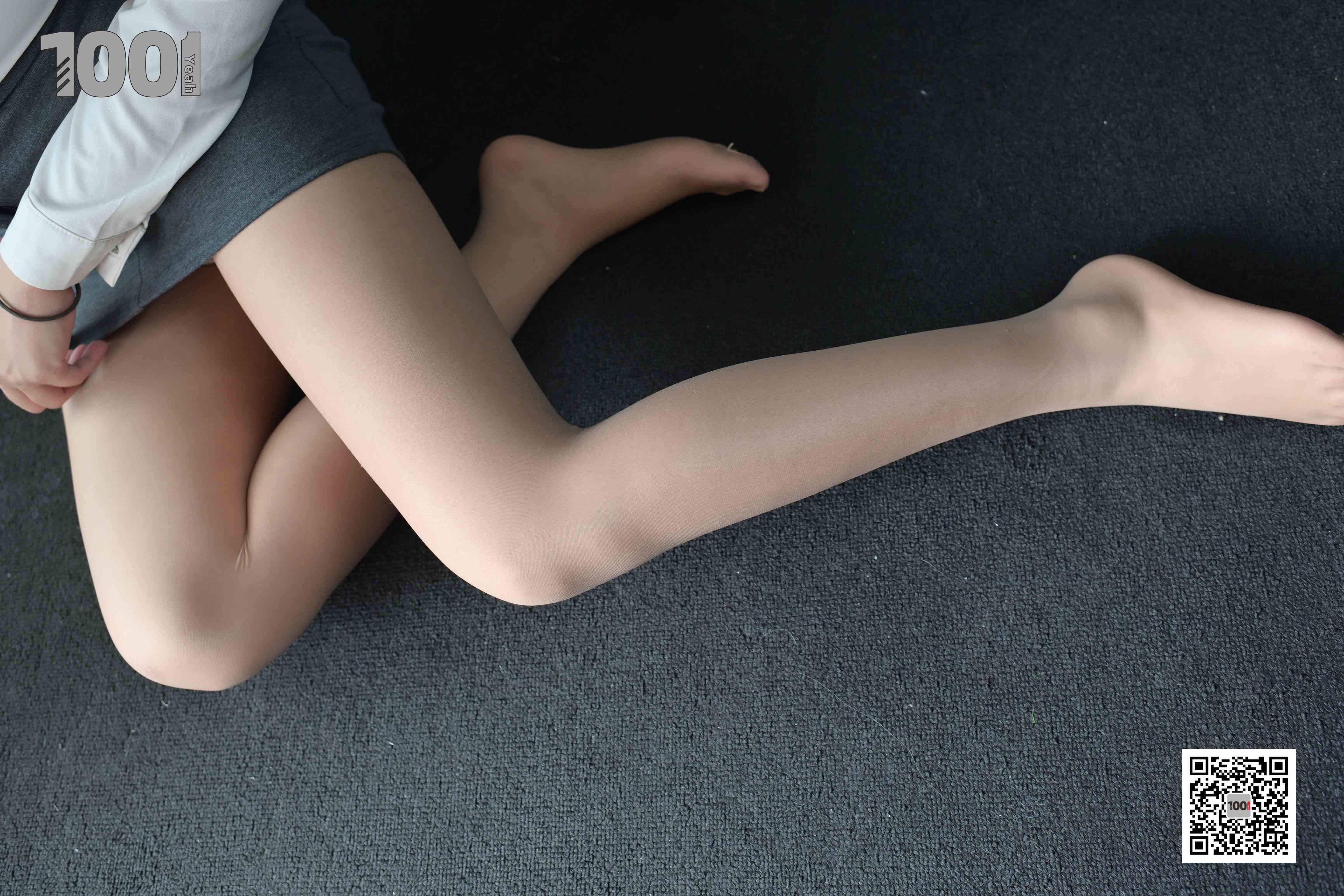 China Beauty Legs and feet 1031