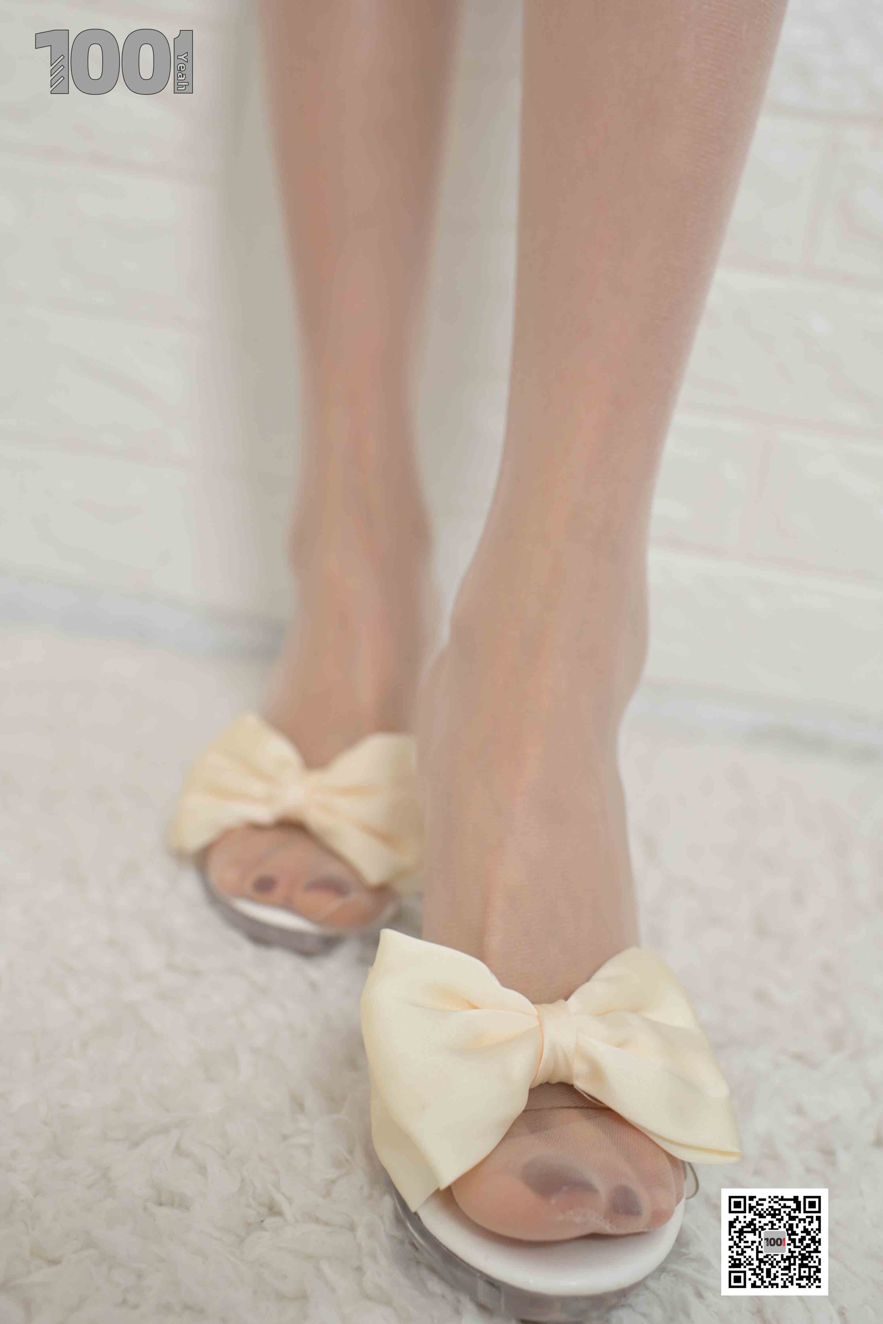 China Beauty Legs and feet 1033