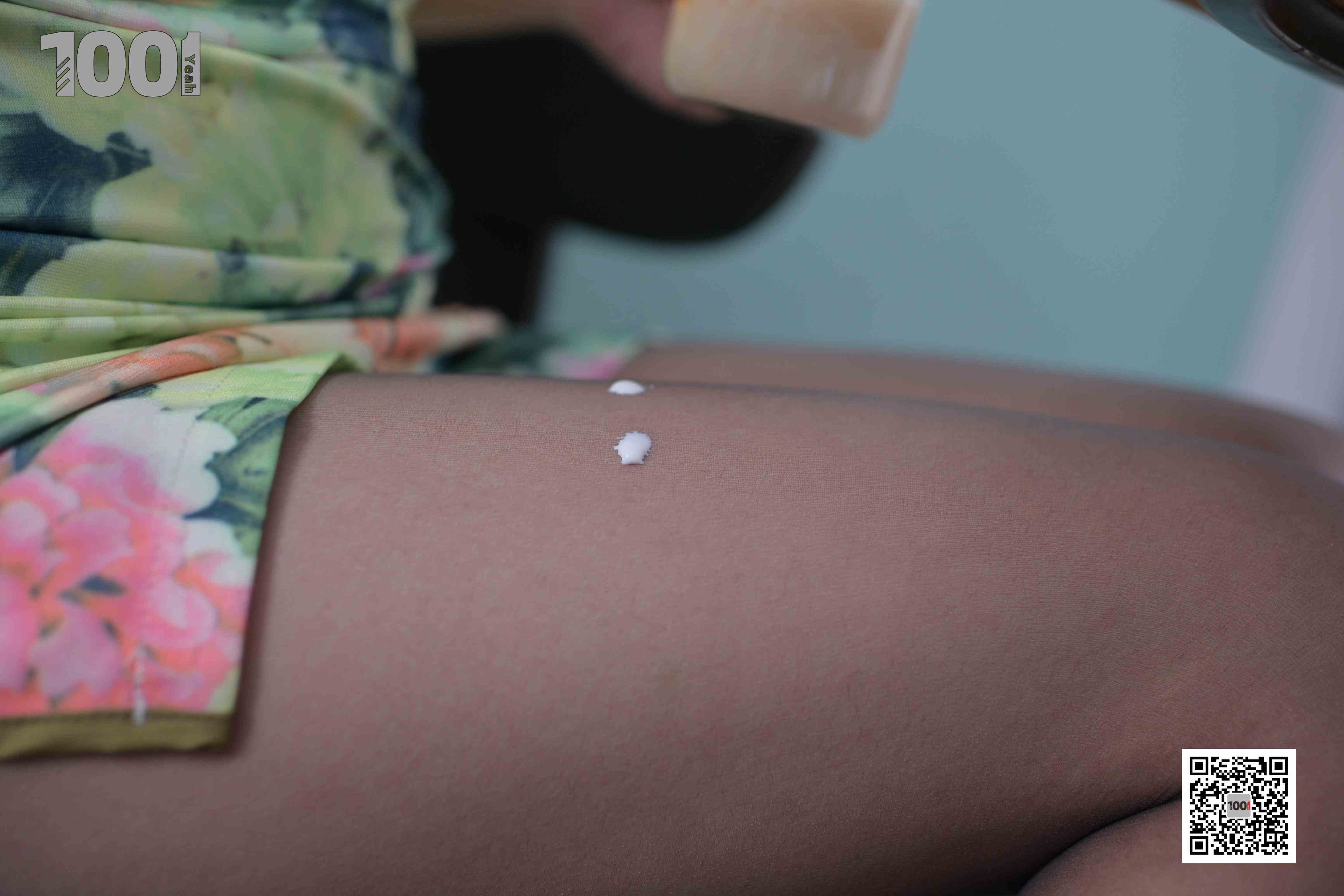 China Beauty Legs and feet 1034-2