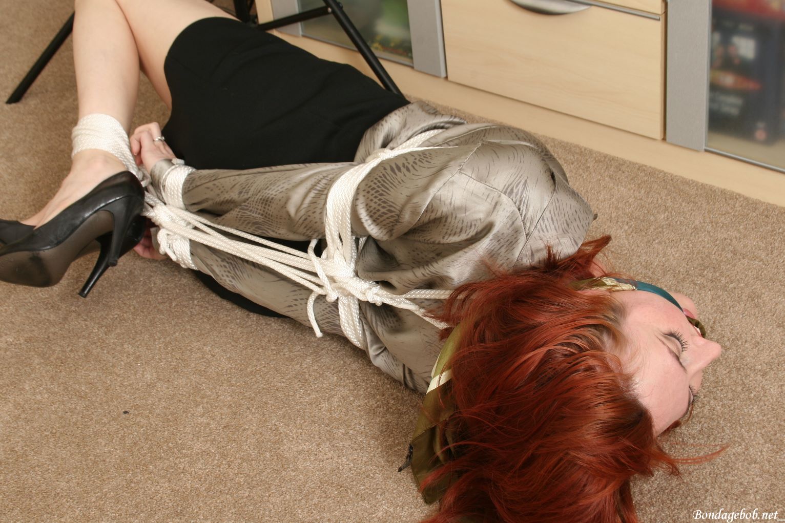 Tied Sexy Beauties 281-2