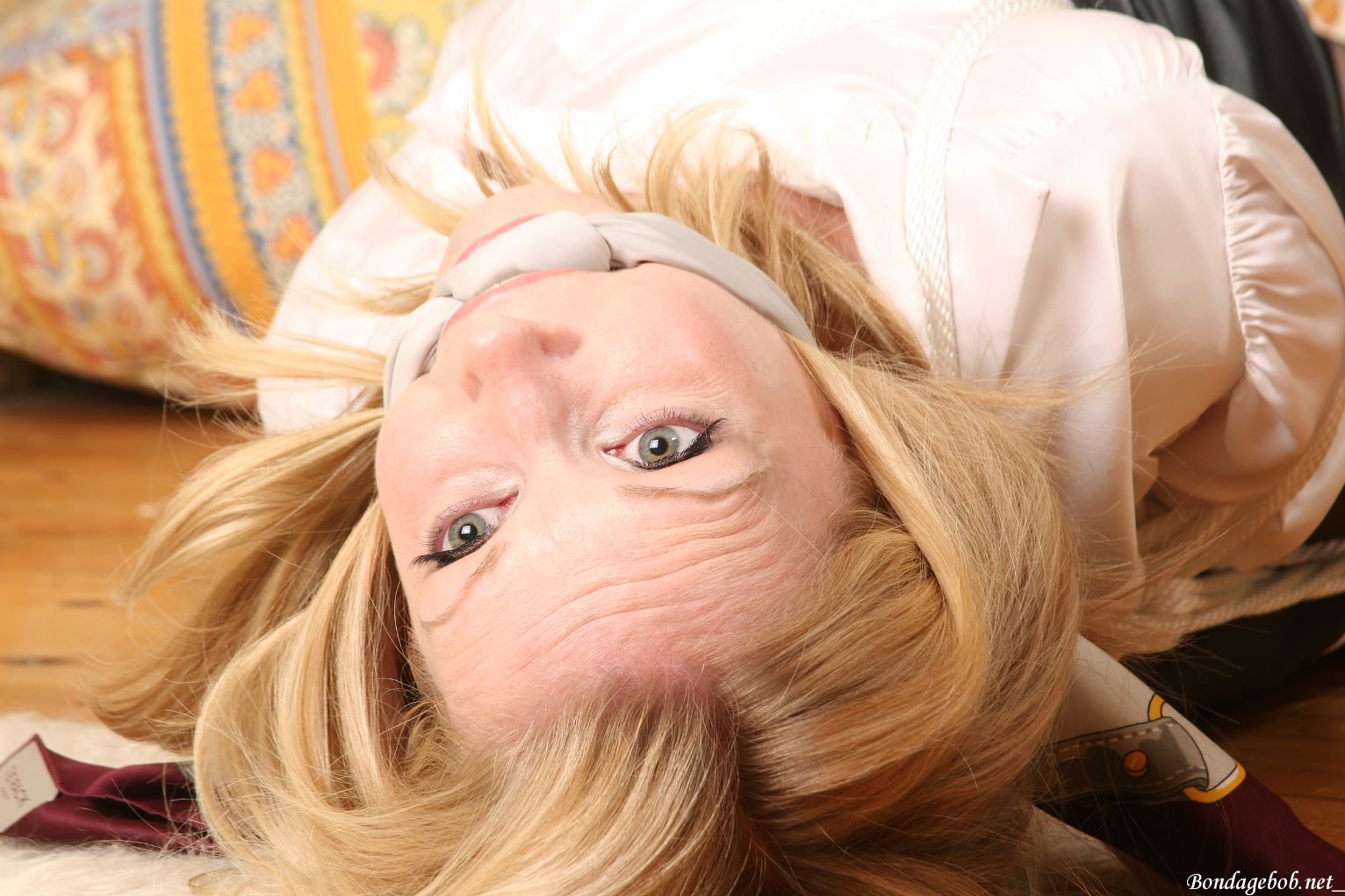 Tied Sexy Beauties 283-3