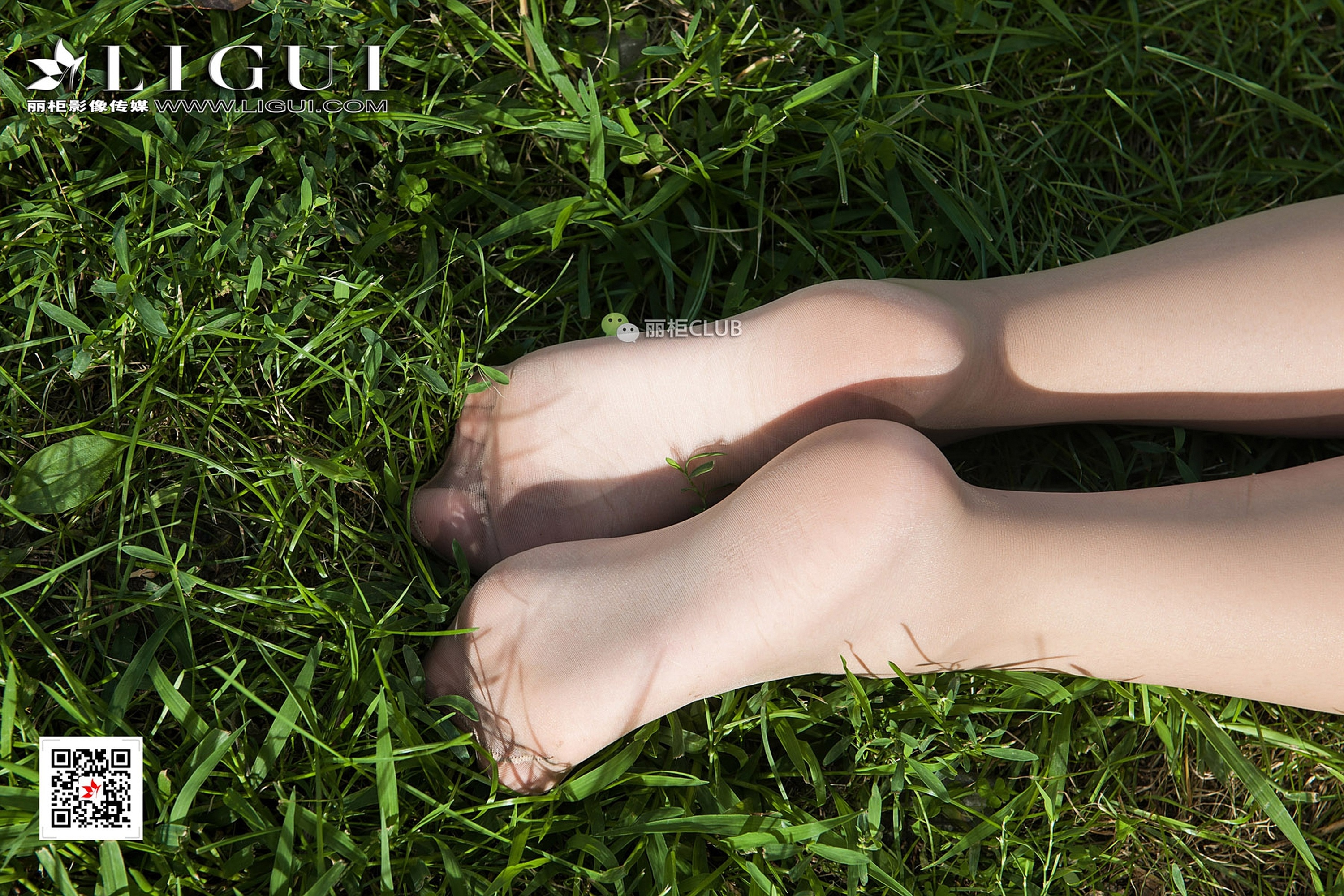 pretty lady dirty feet 46