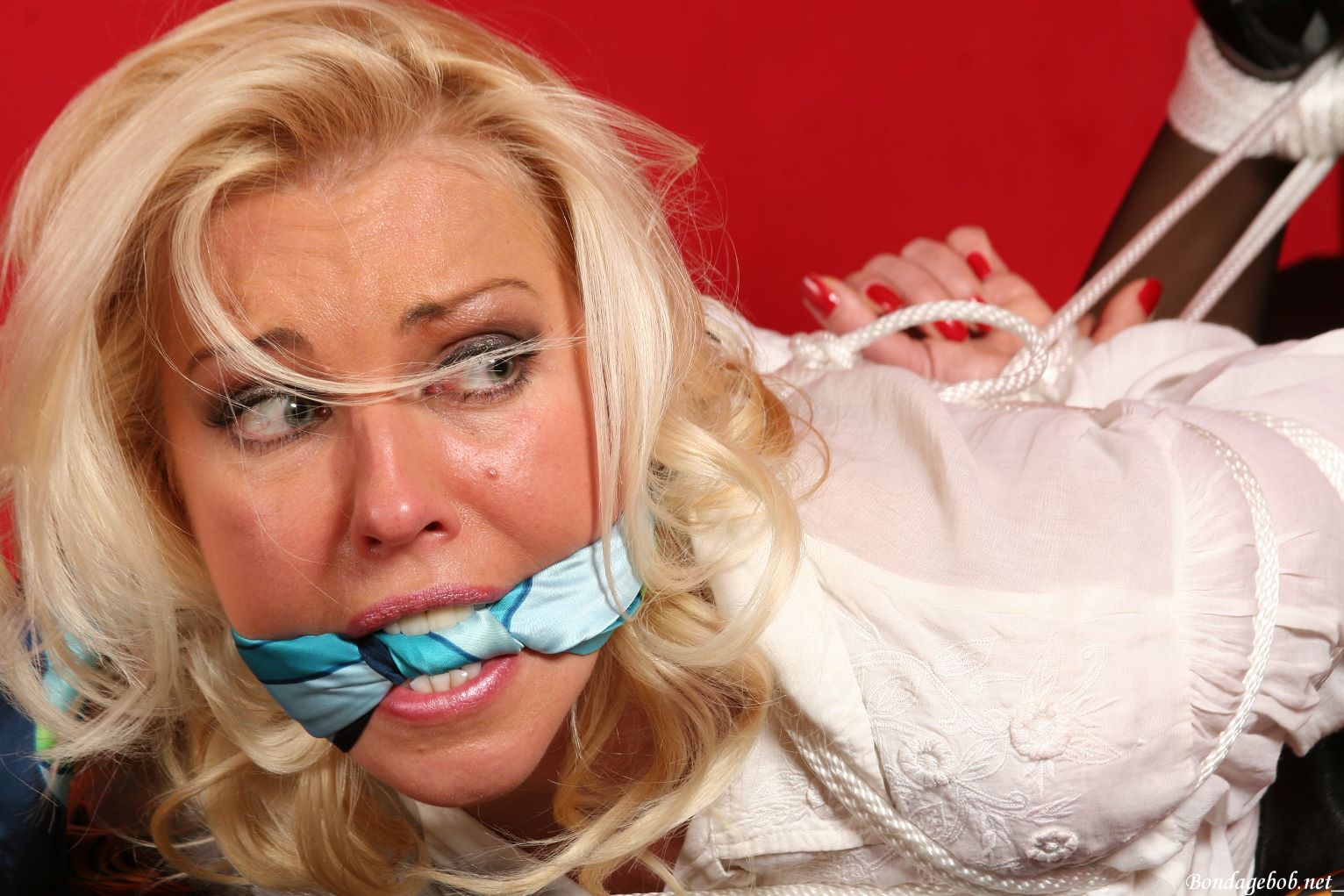 Tied Sexy Beauties 289-2