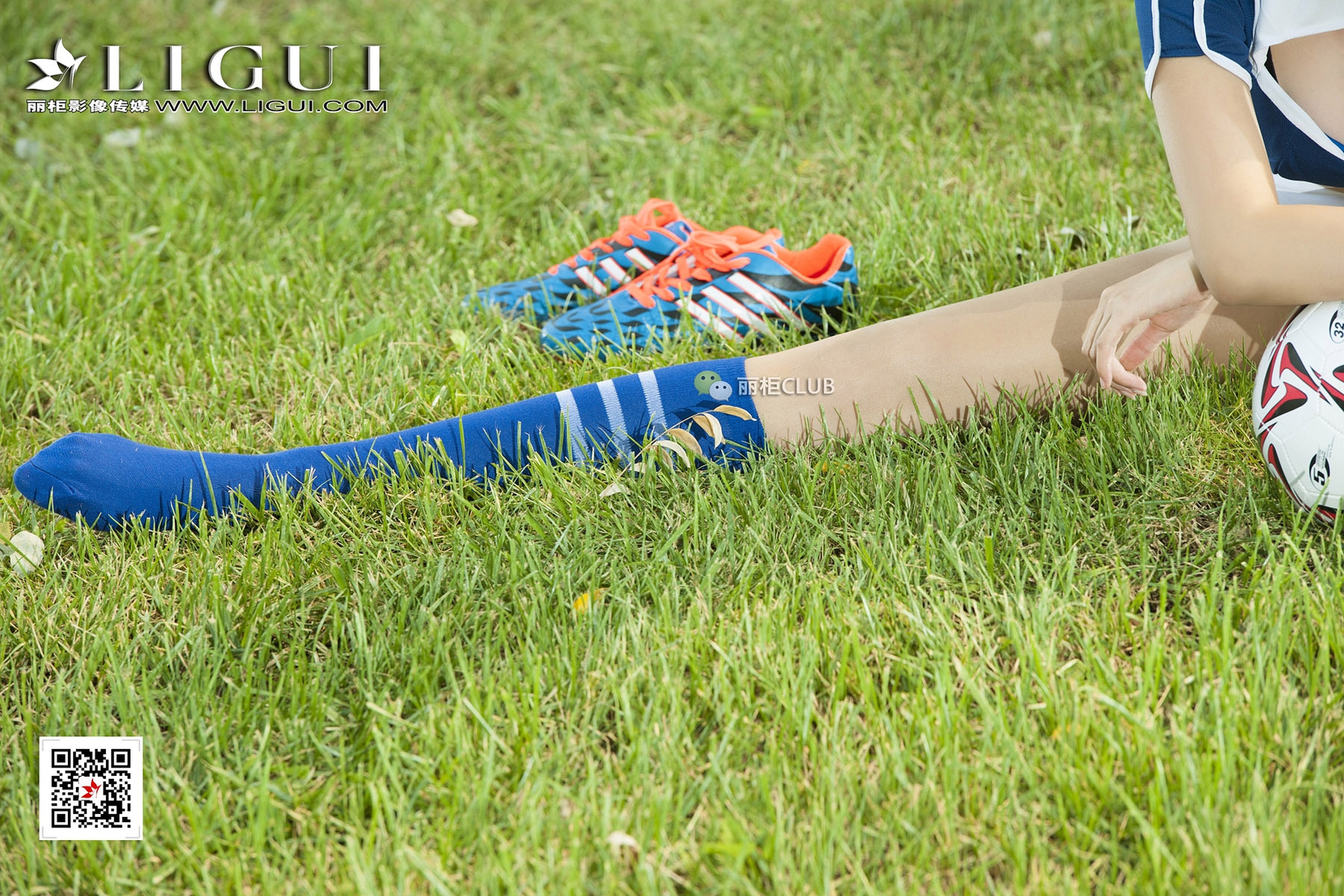 pretty lady dirty feet 47