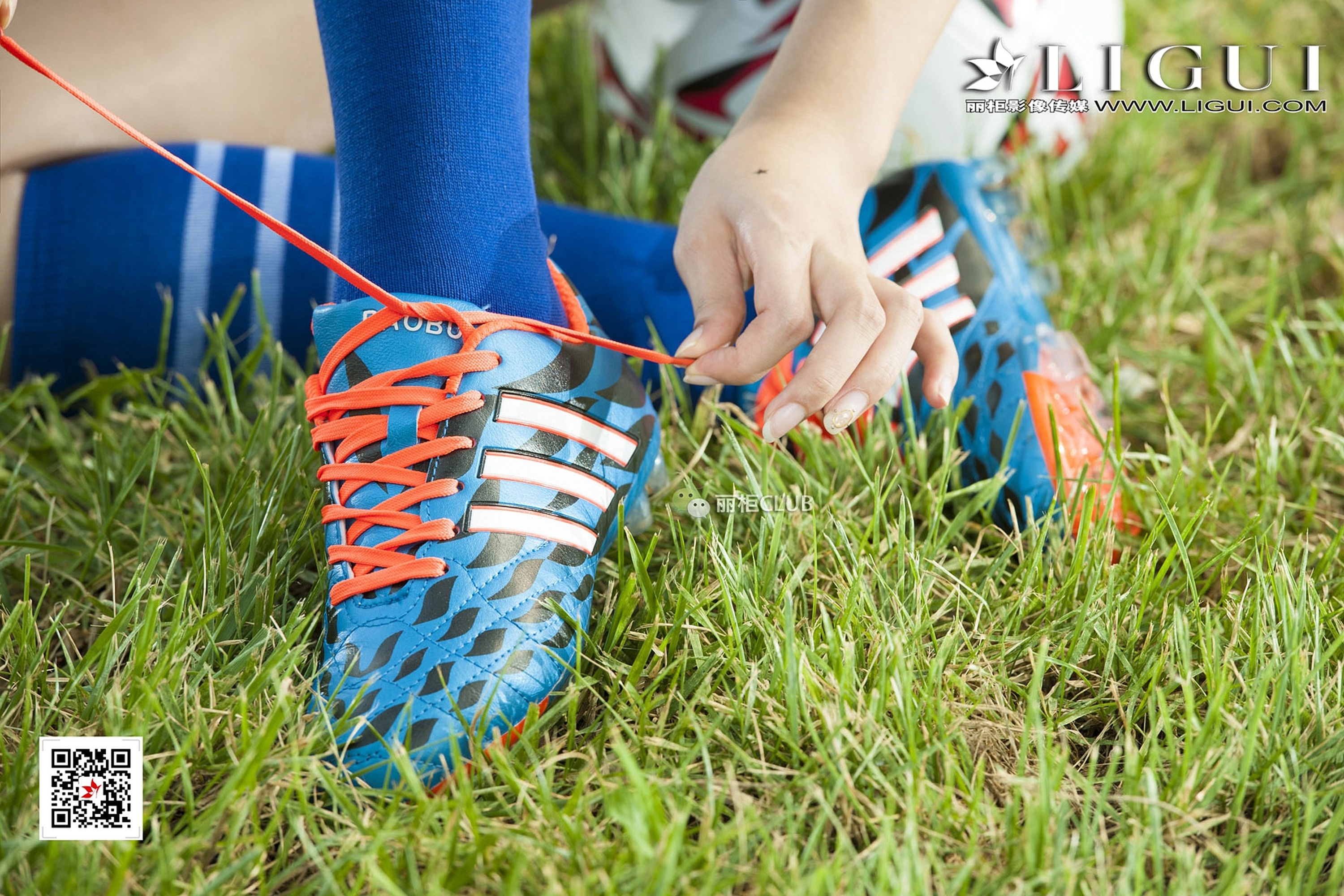 pretty lady dirty feet 47