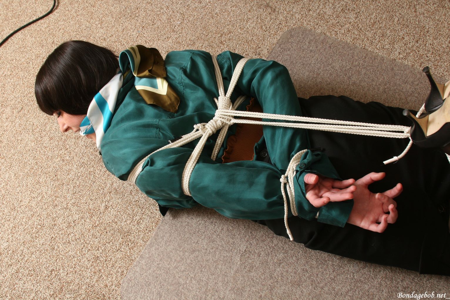 Tied Sexy Beauties 292-2