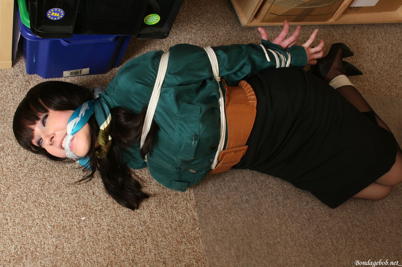 Tied Sexy Beauties 292-2