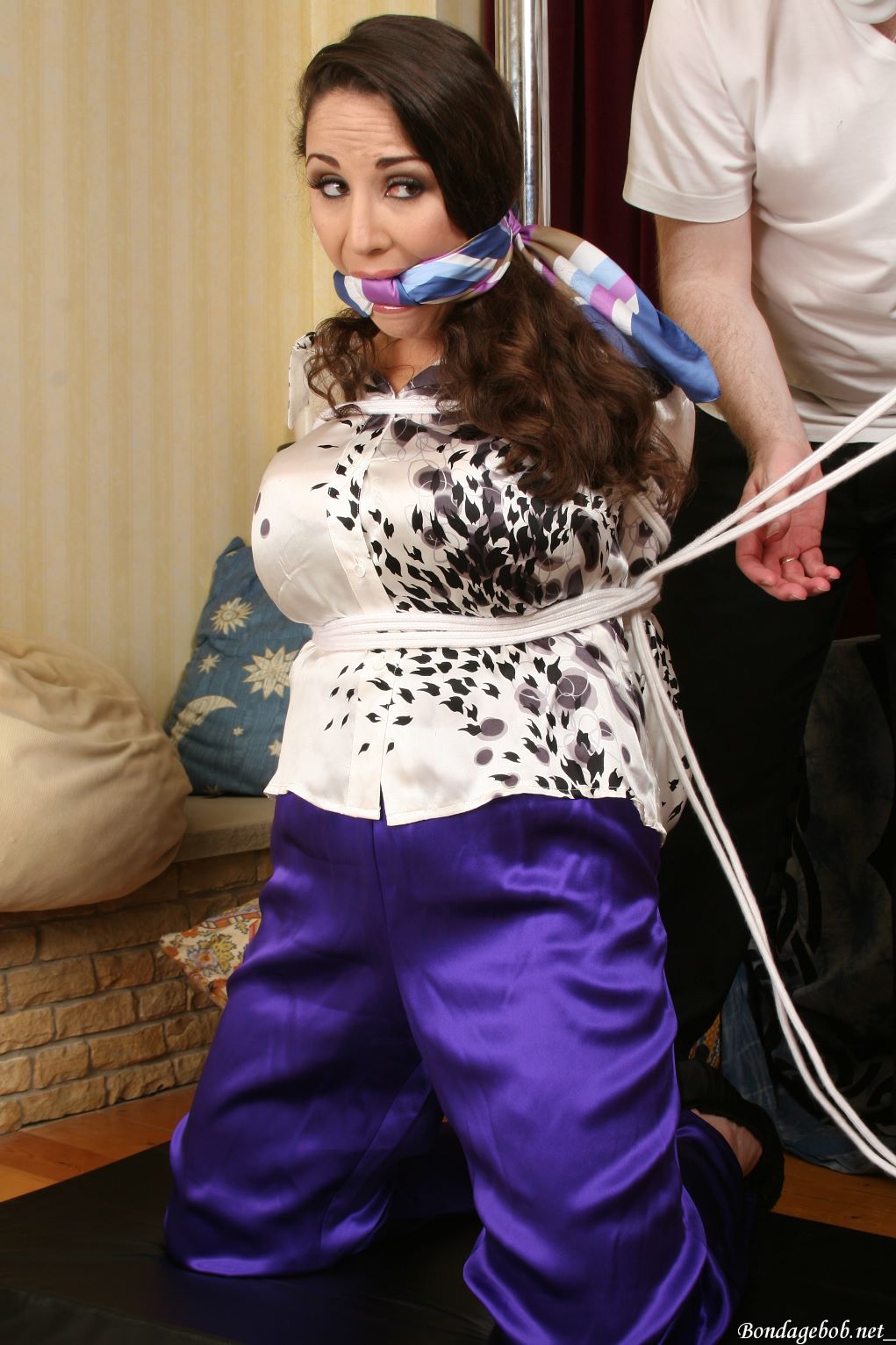 Tied Sexy Beauties 294-2