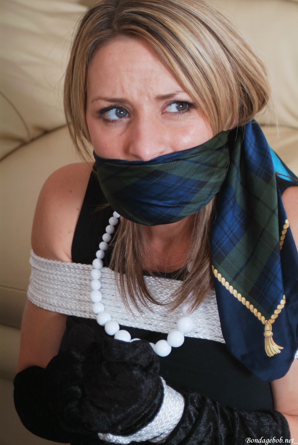 Tied Sexy Beauties 296-3