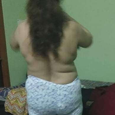 Beautiful horny married girl unseen pics