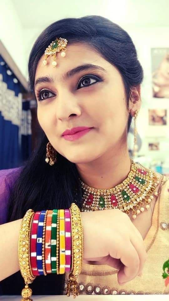 Beautiful horny married girl unseen pics