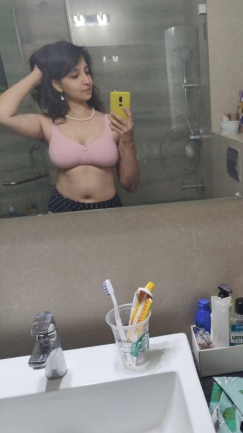 Pak Hot Horny Cute Girl