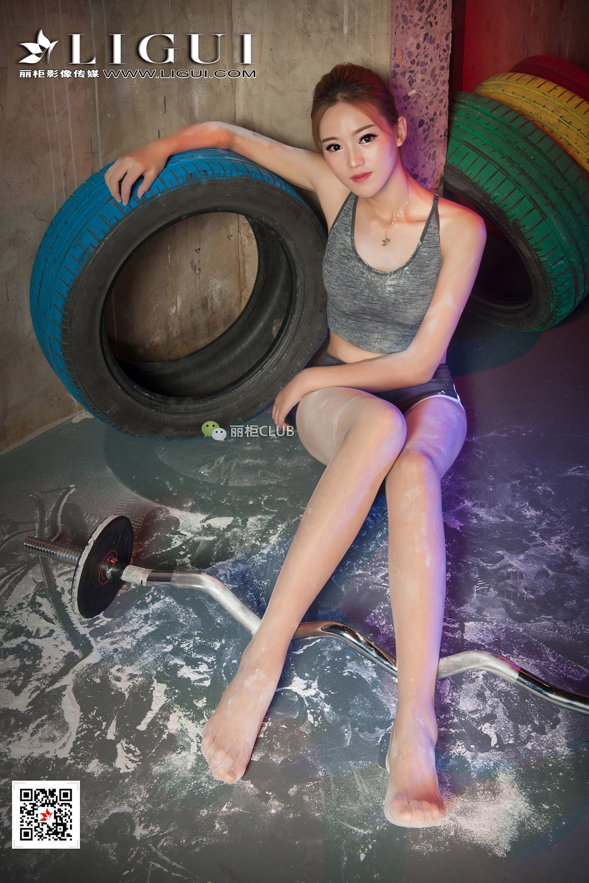 pretty lady dirty feet 49