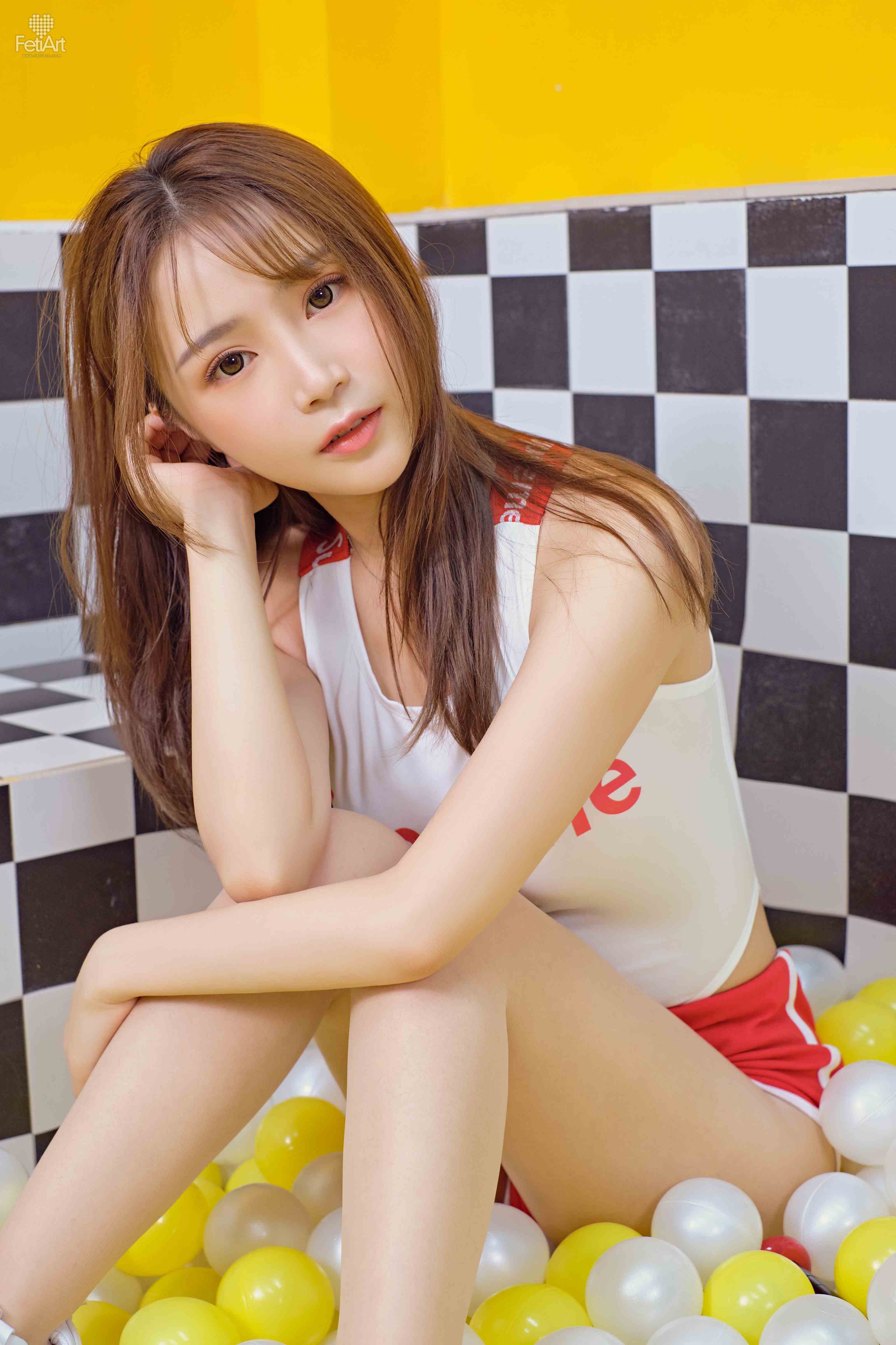 China Beauty Legs and feet 1038