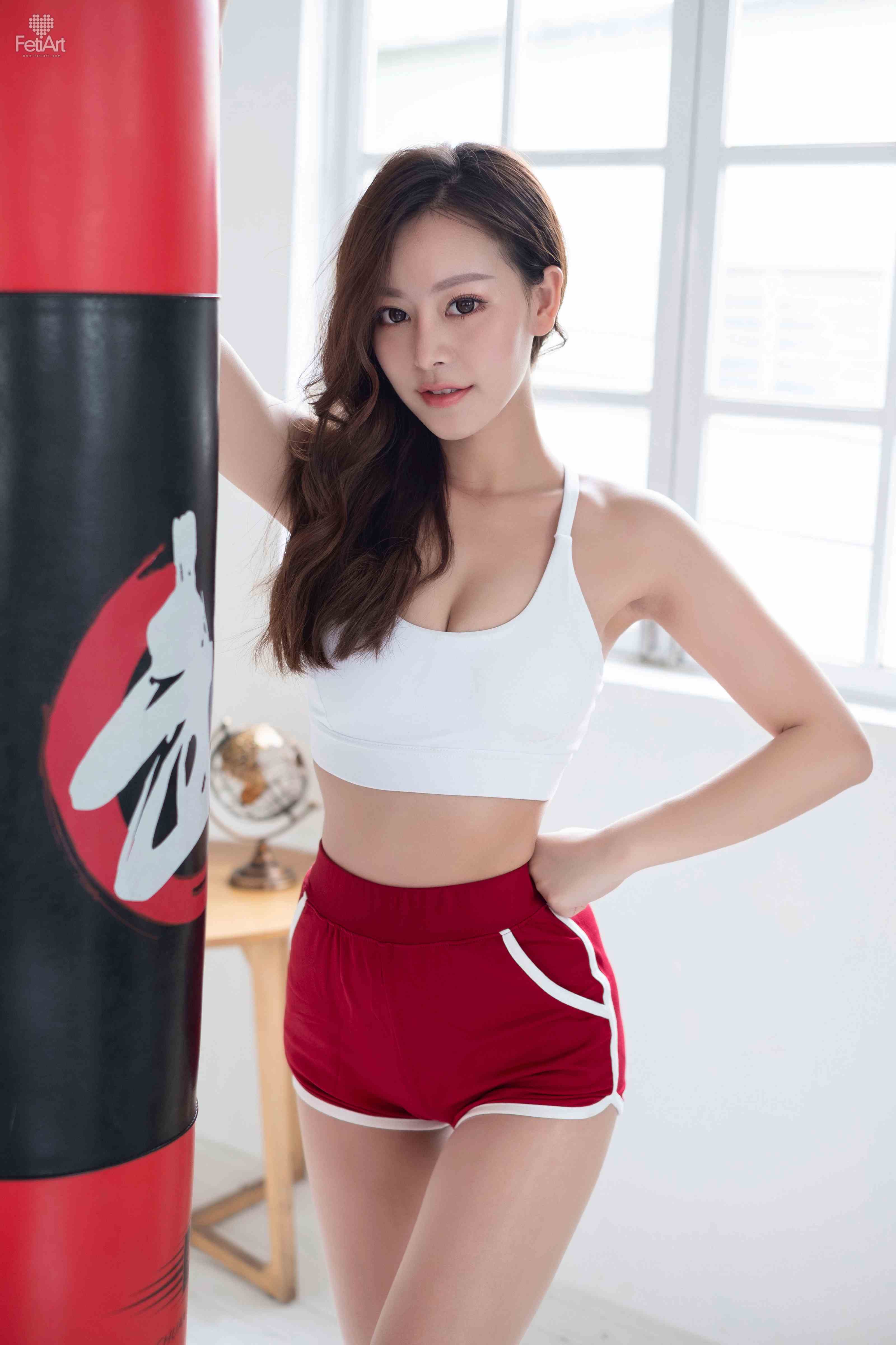 China Beauty Legs and feet 1048