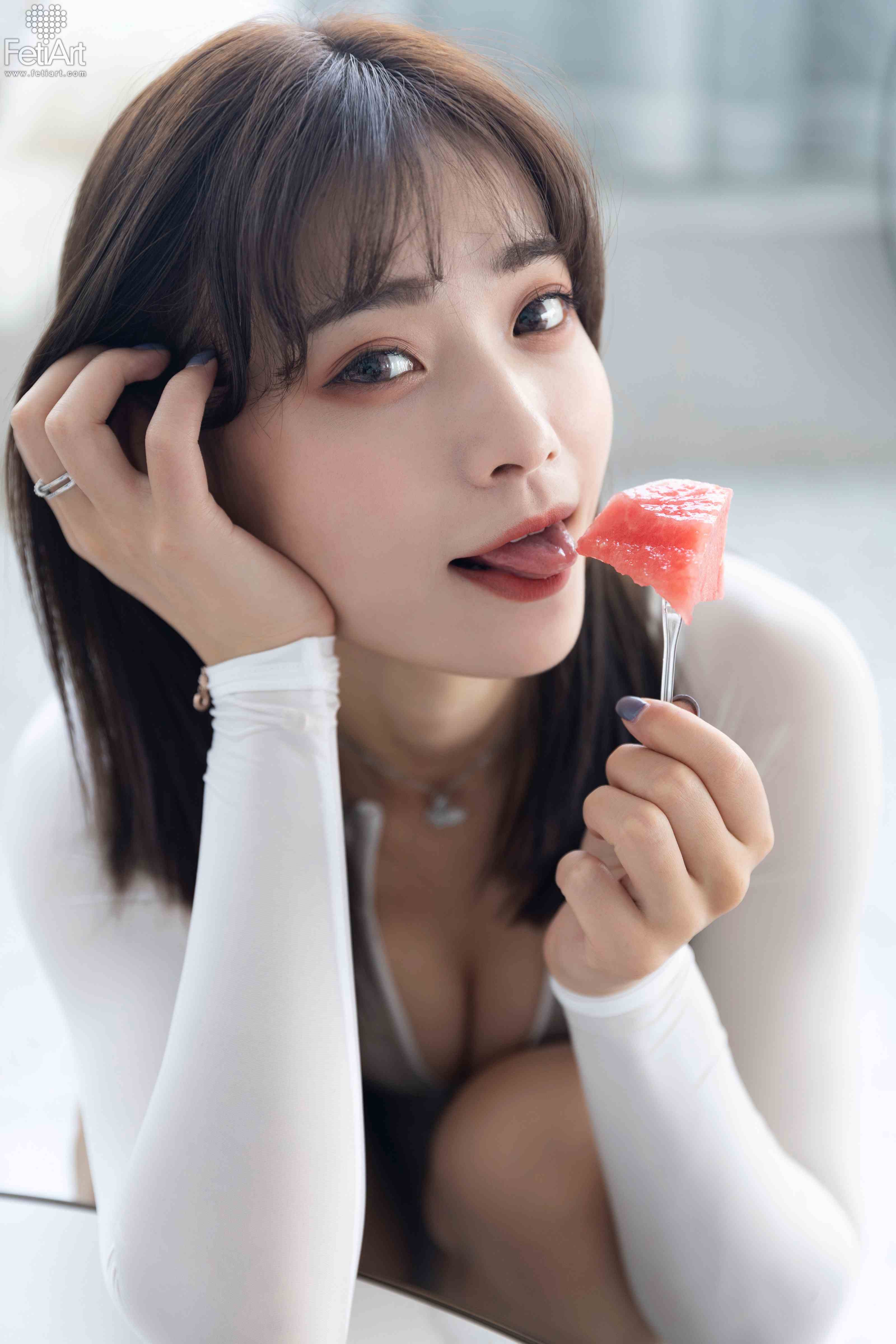 China Beauty Legs and feet 1055