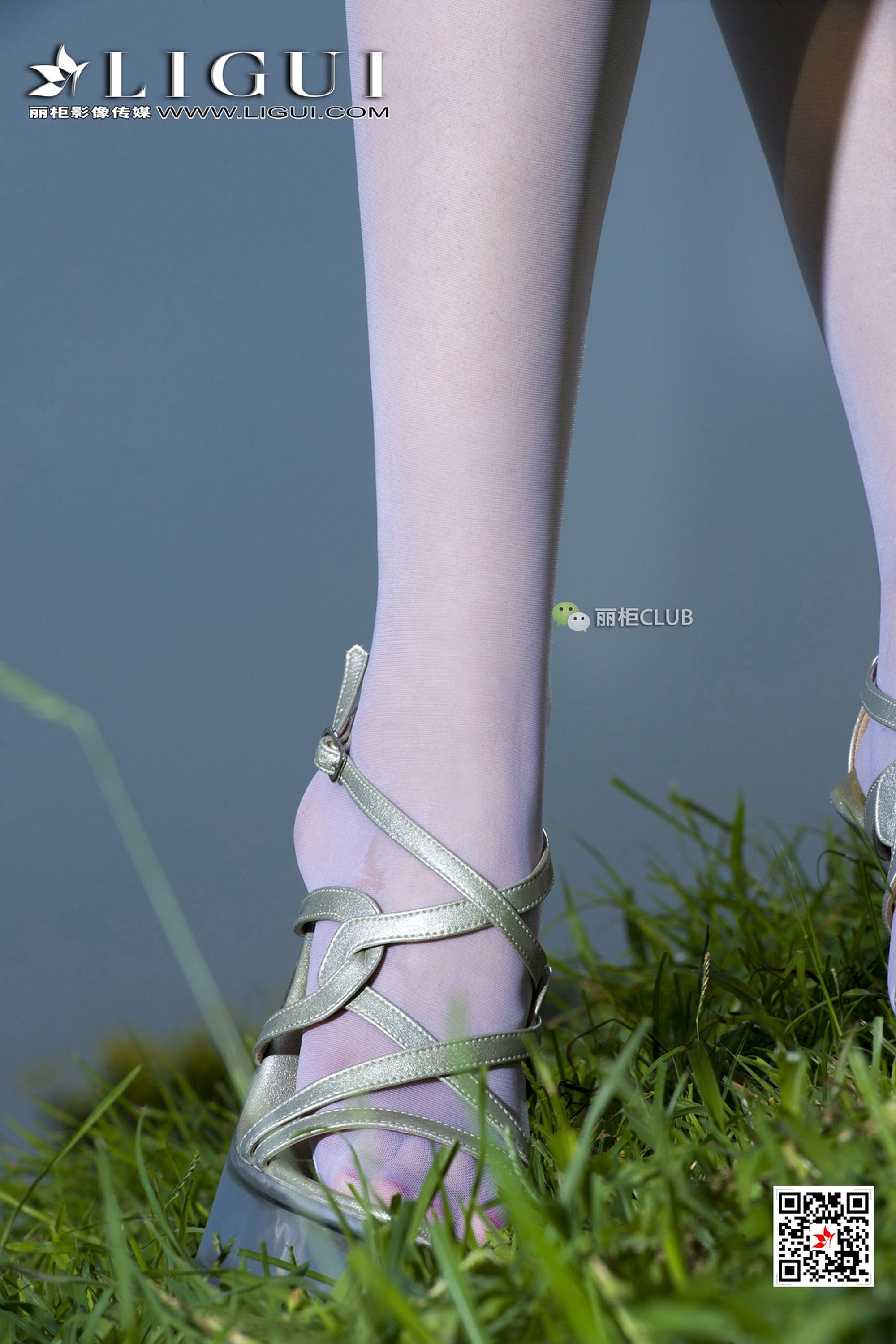 pretty lady dirty feet 55