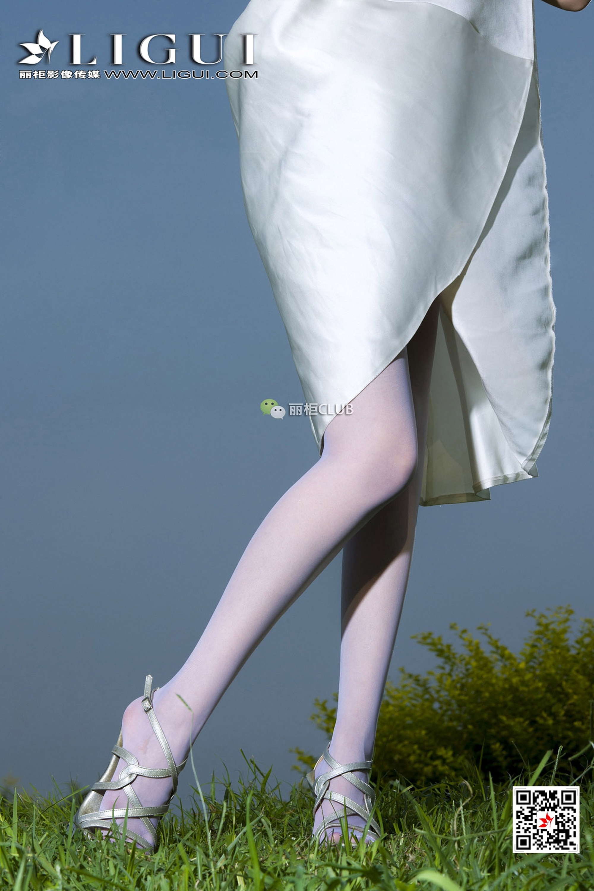 pretty lady dirty feet 55