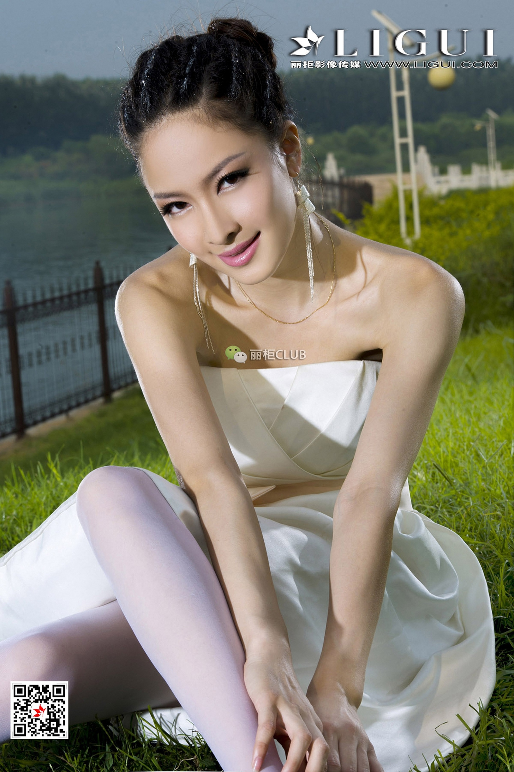 pretty lady dirty feet 55