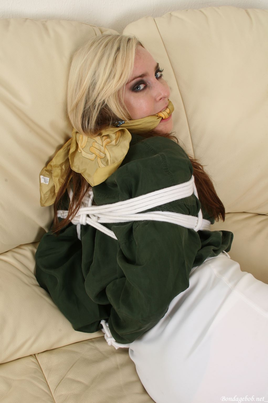 Tied Sexy Beauties 337-2