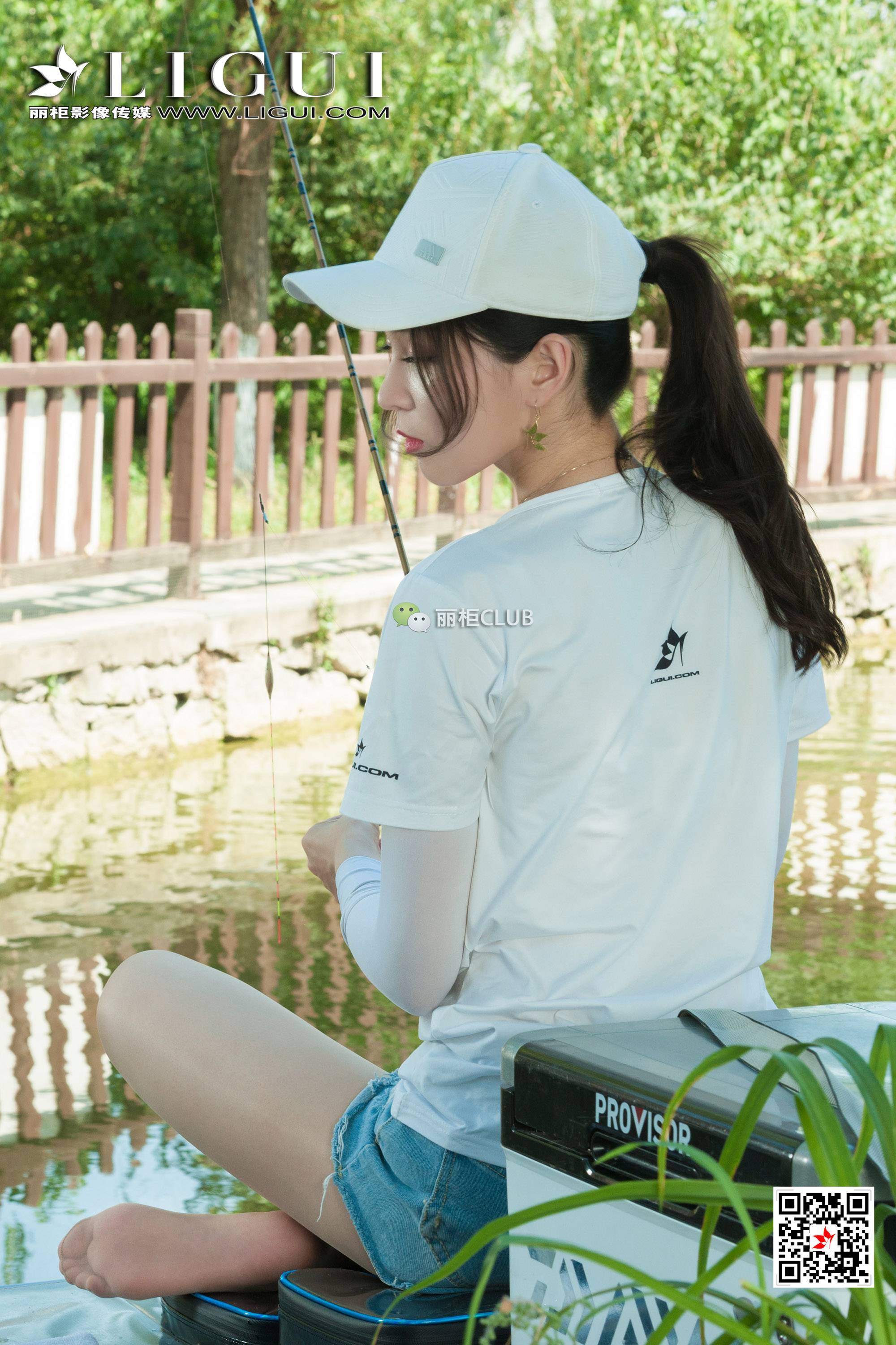 pretty lady dirty feet 57