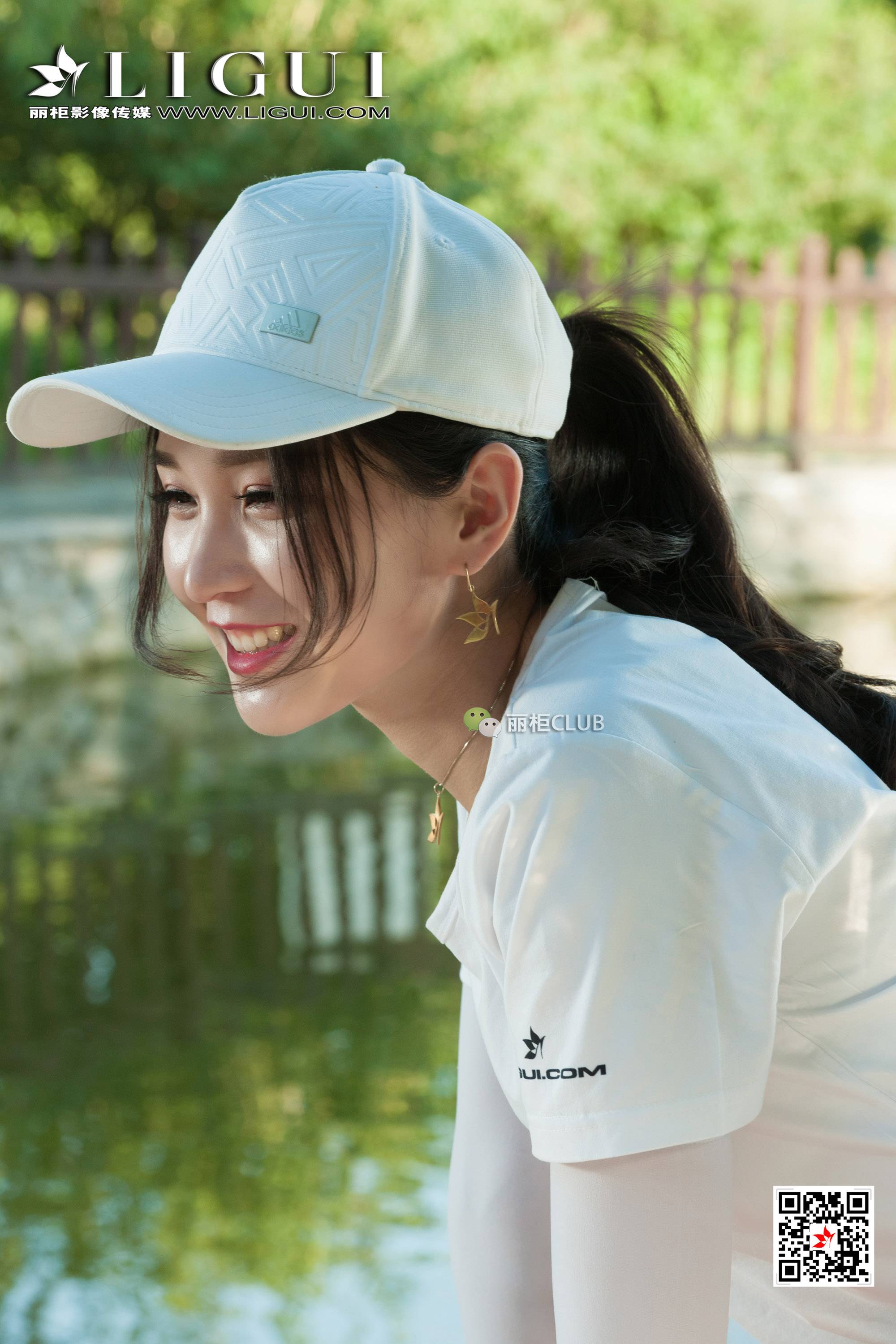 pretty lady dirty feet 57