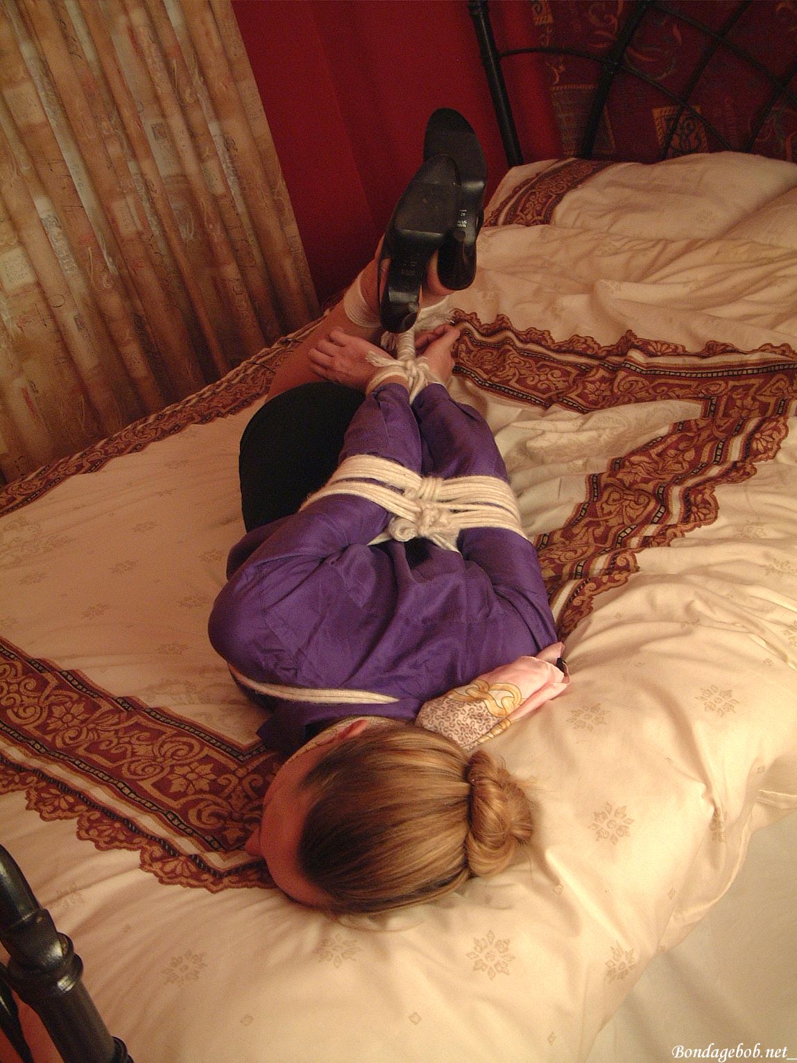 Tied Sexy Beauties 347-1