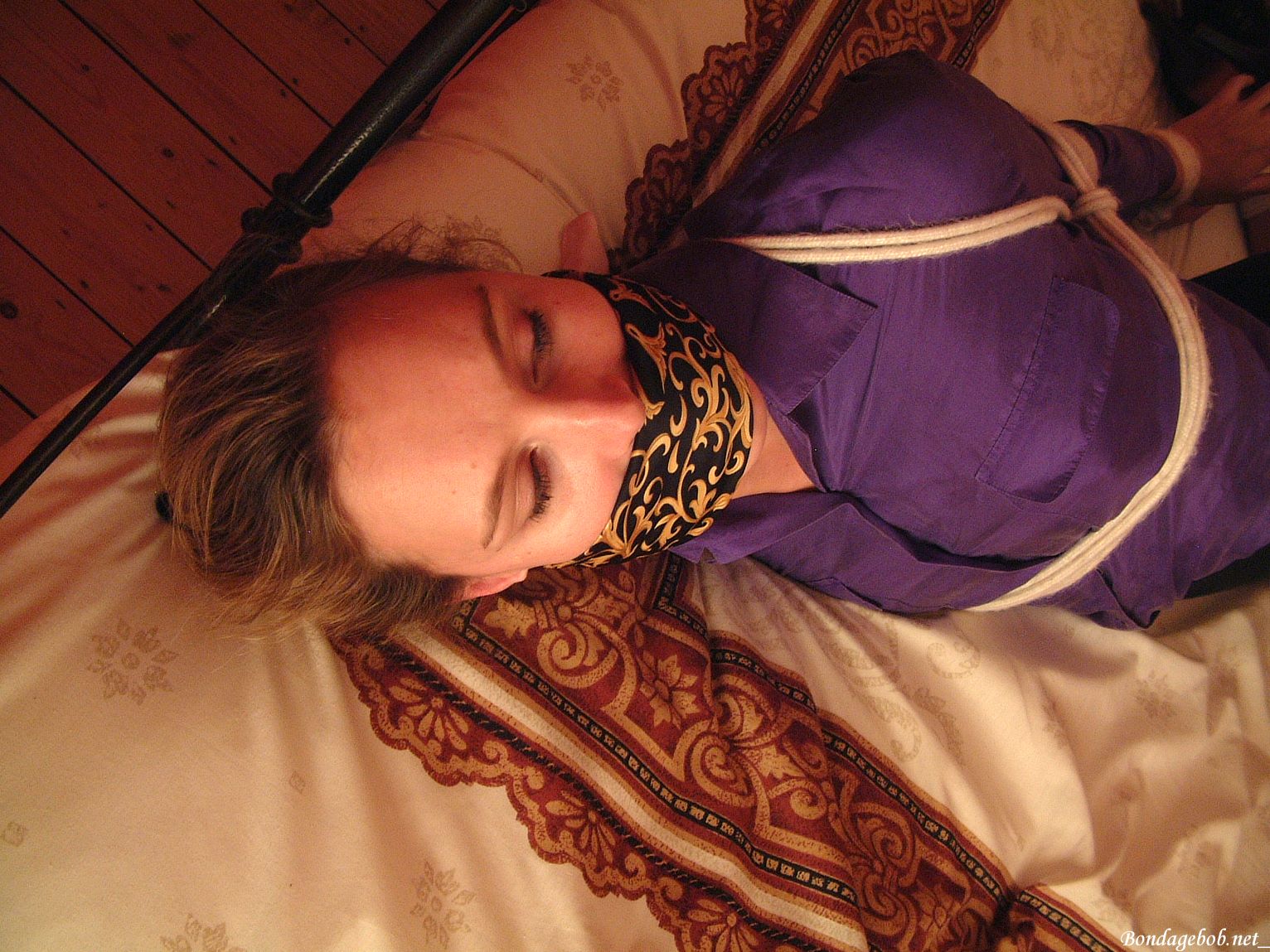 Tied Sexy Beauties 347-2