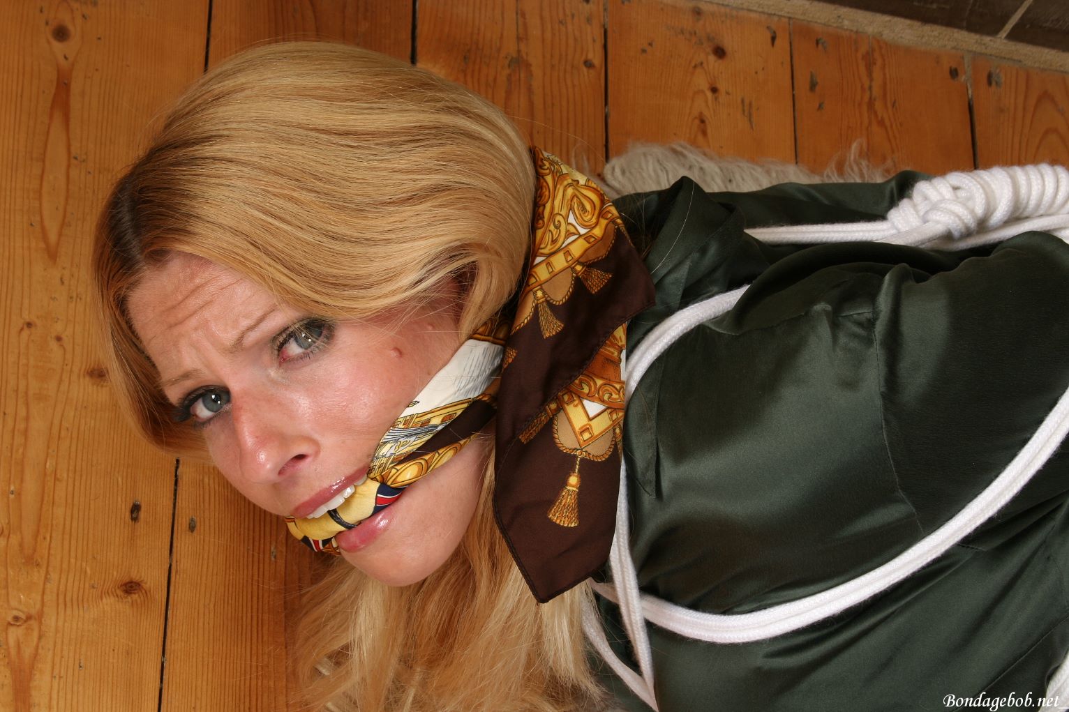 Tied Sexy Beauties 348-2