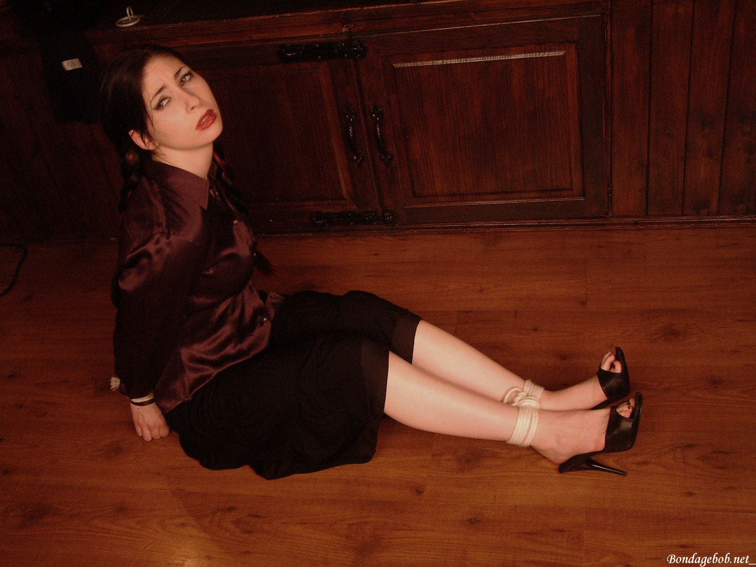 Tied Sexy Beauties 356-1