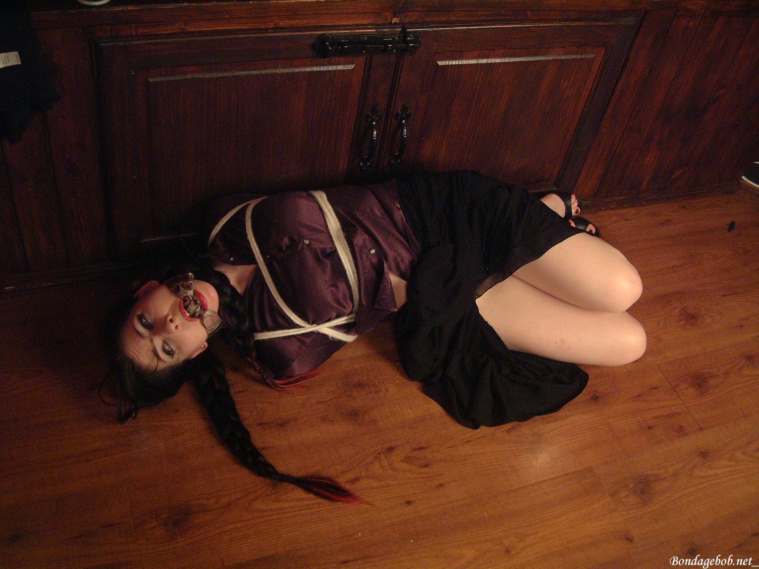 Tied Sexy Beauties 356-2