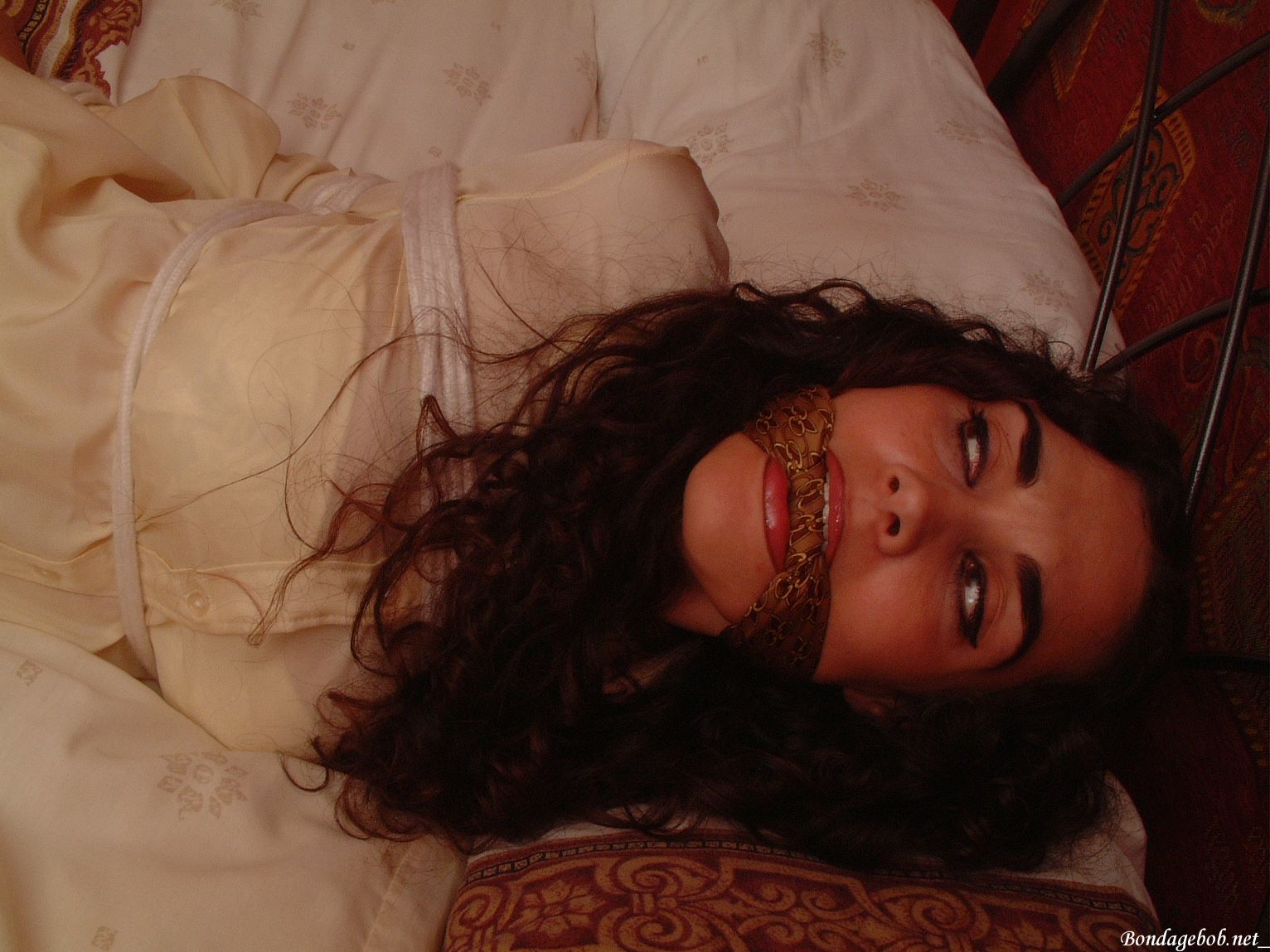 Tied Sexy Beauties 360-1