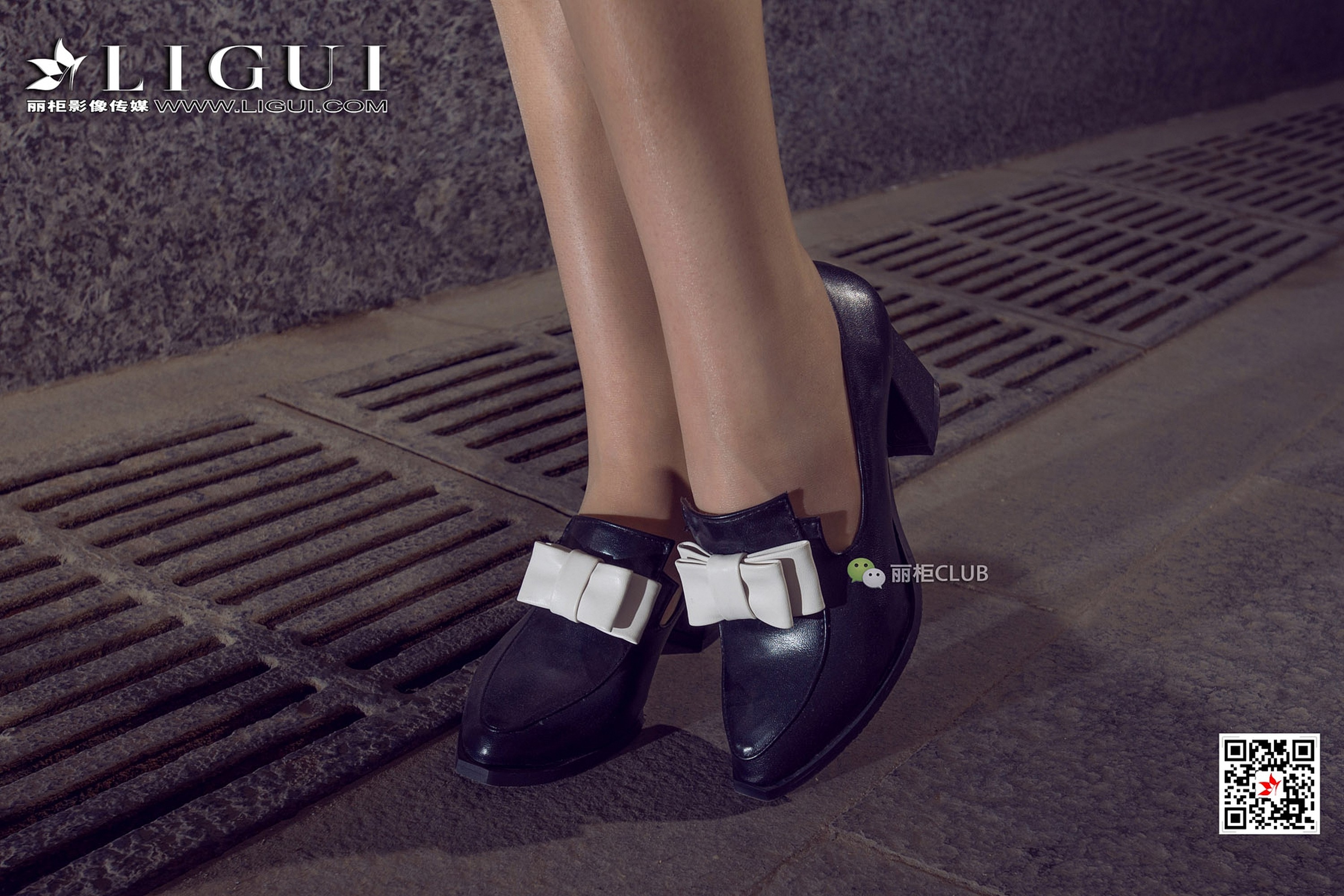 pretty lady dirty feet 61