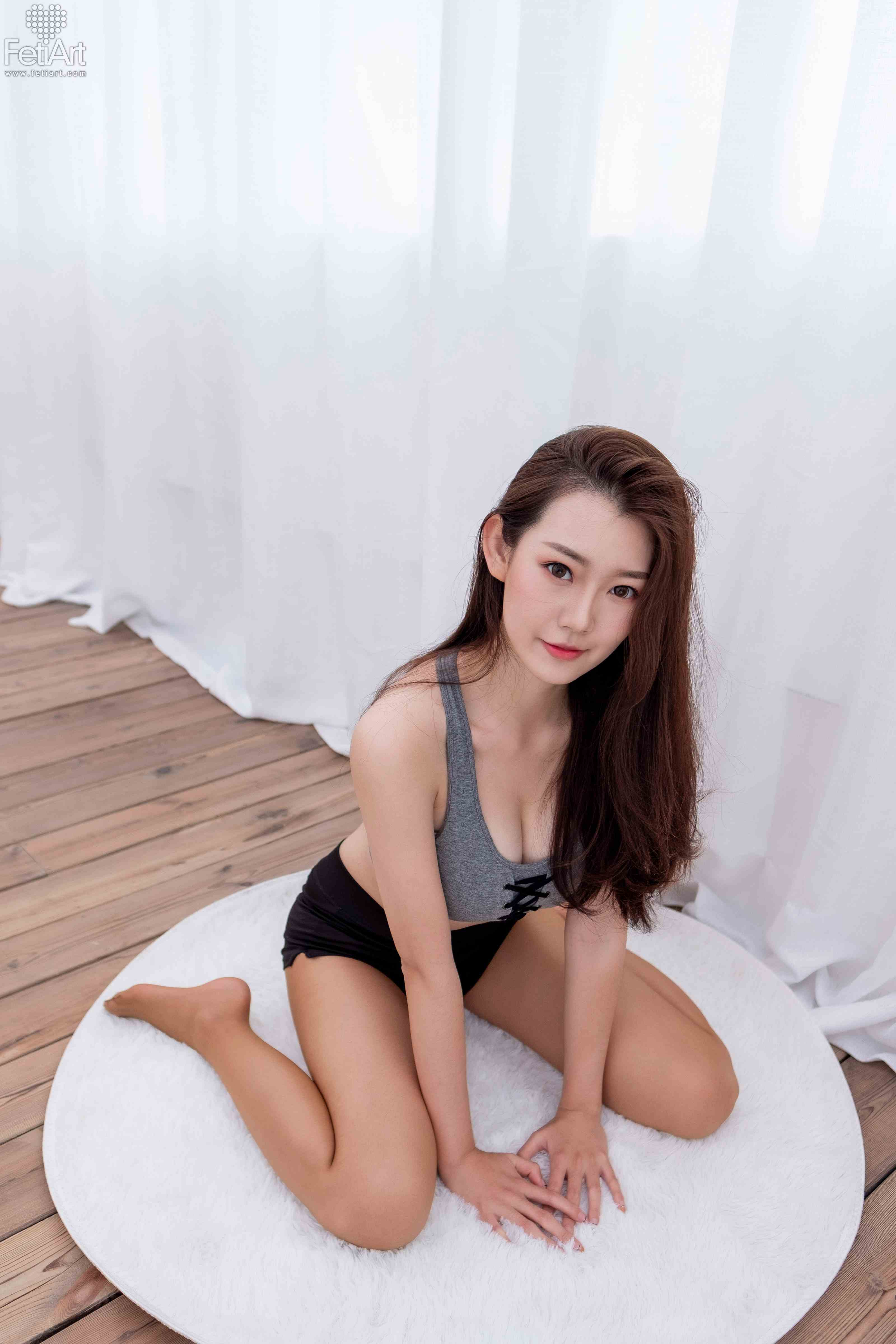 China Beauty Legs and feet 1083