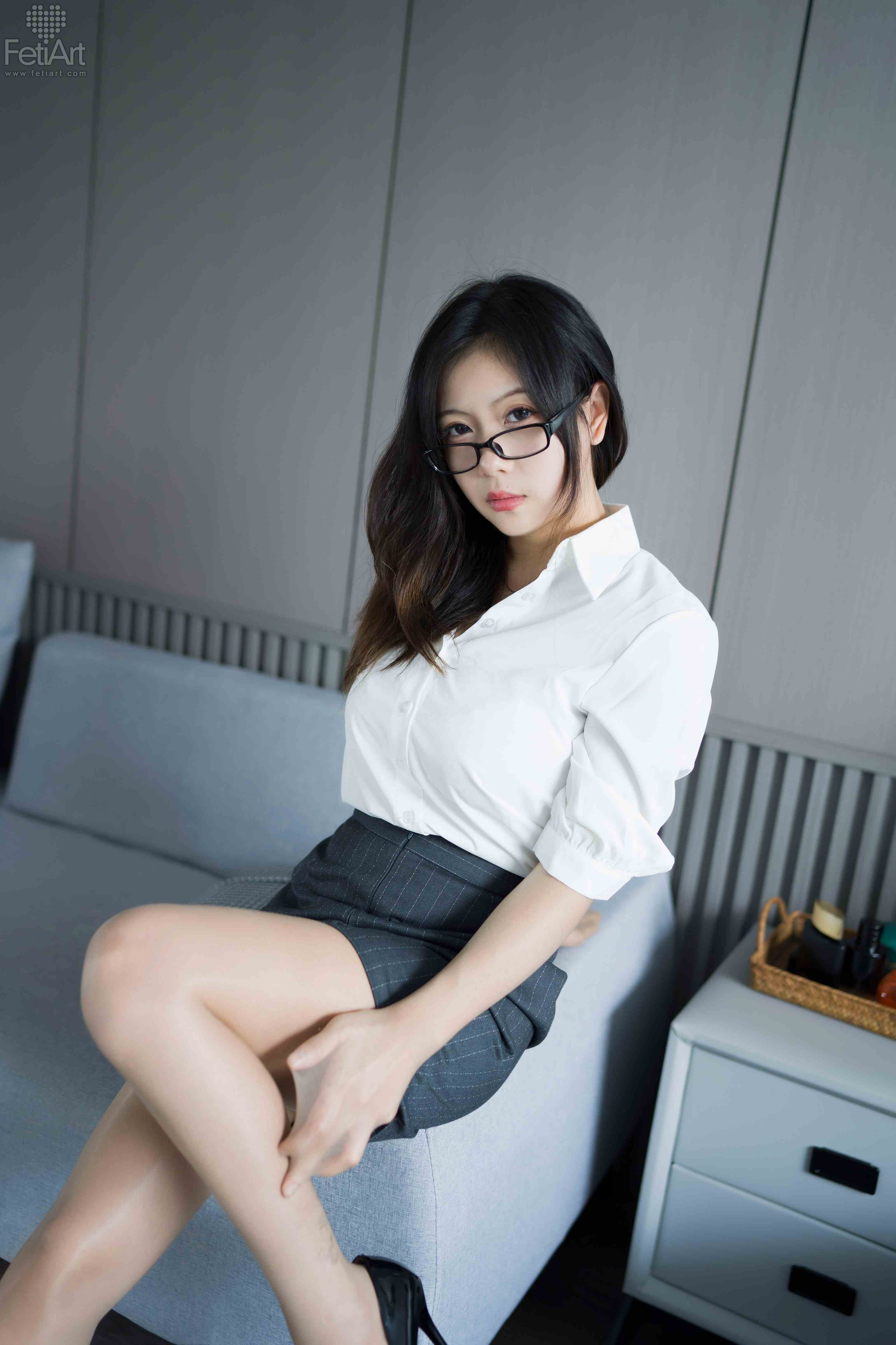 China Beauty Legs and feet 1085