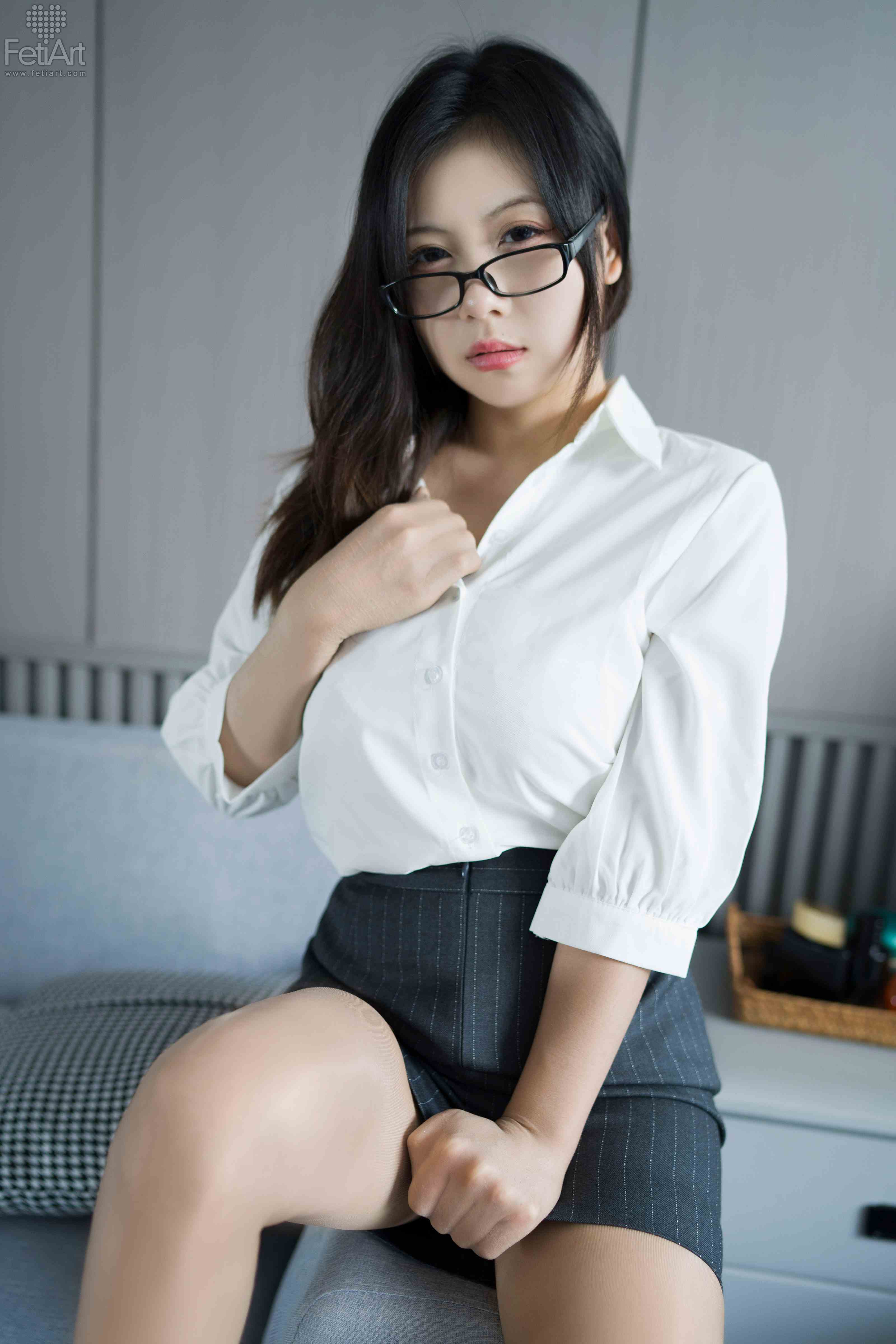 China Beauty Legs and feet 1085