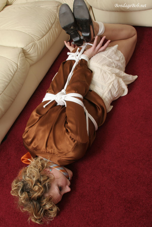 Tied Sexy Beauties 369-1